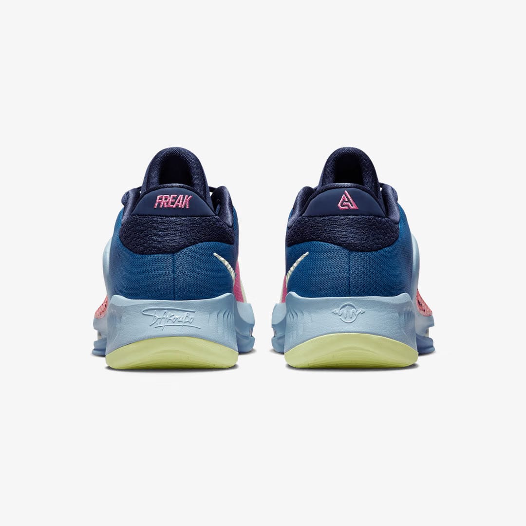 Nike ZOOM FREAK 4 { DK MARINA BLUE/BARELY VOLT-PINK GAZE