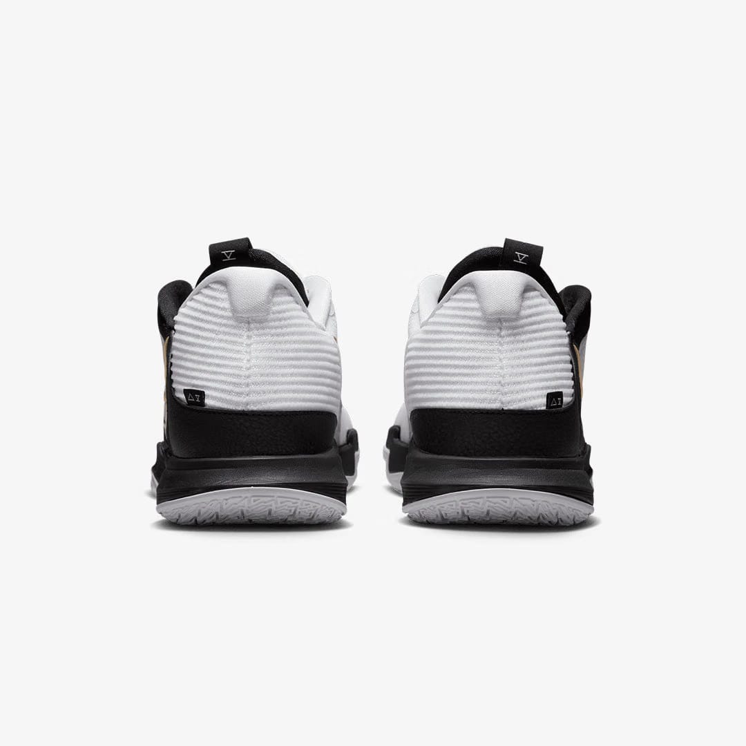 Nike KYRIE LOW 5 EP { WHITE/OR METALLIQUE