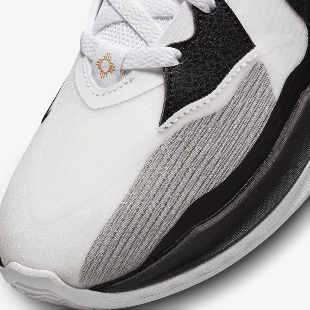 Nike KYRIE LOW 5 EP { WHITE/OR METALLIQUE
