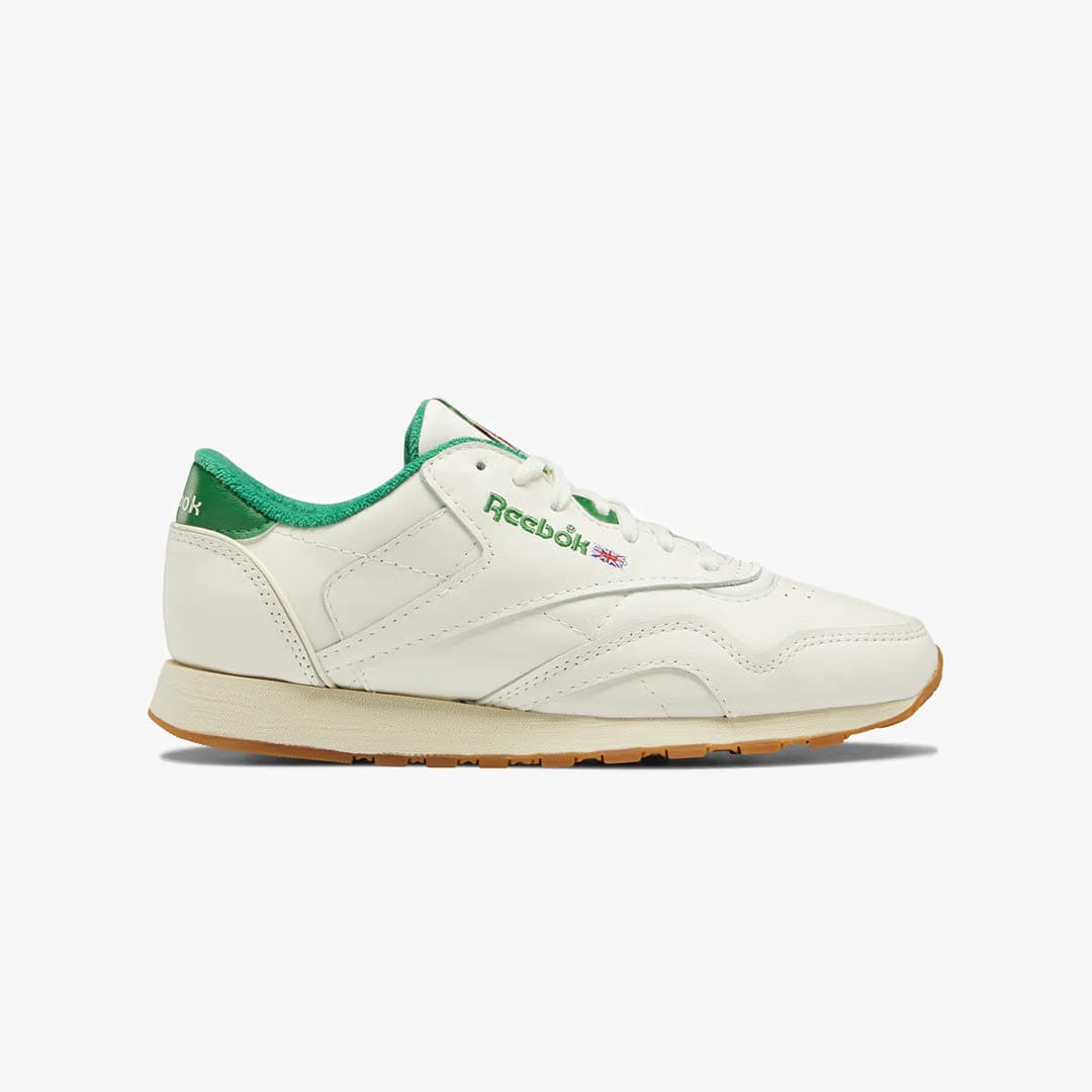 Reebok CLASSIC LEATHER PLUS { GLEN GREEN/ALABASTER