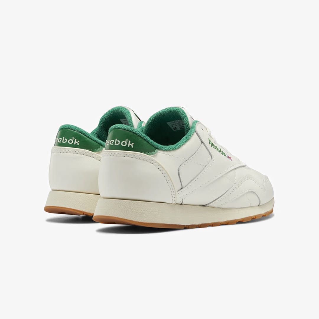 Reebok CLASSIC LEATHER PLUS { GLEN GREEN/ALABASTER