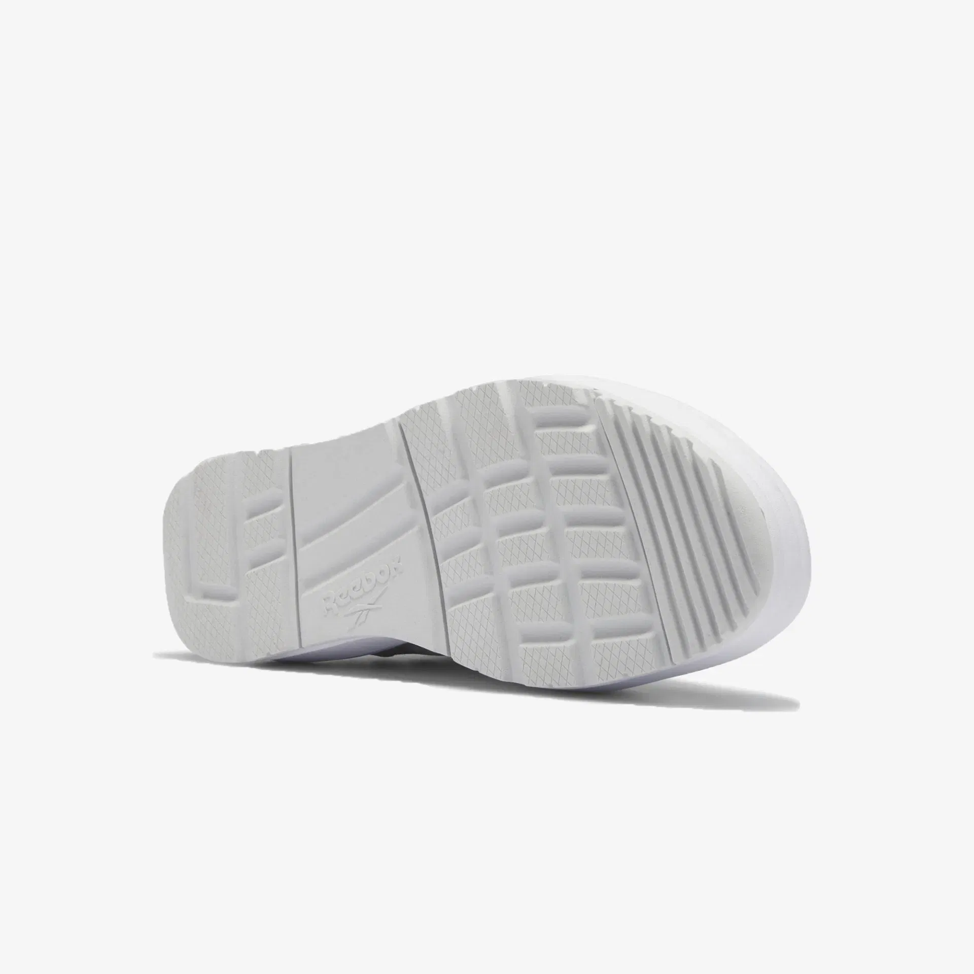 Reebok CLUB C GEO MID { CLOUD WHITE / COLD GREY