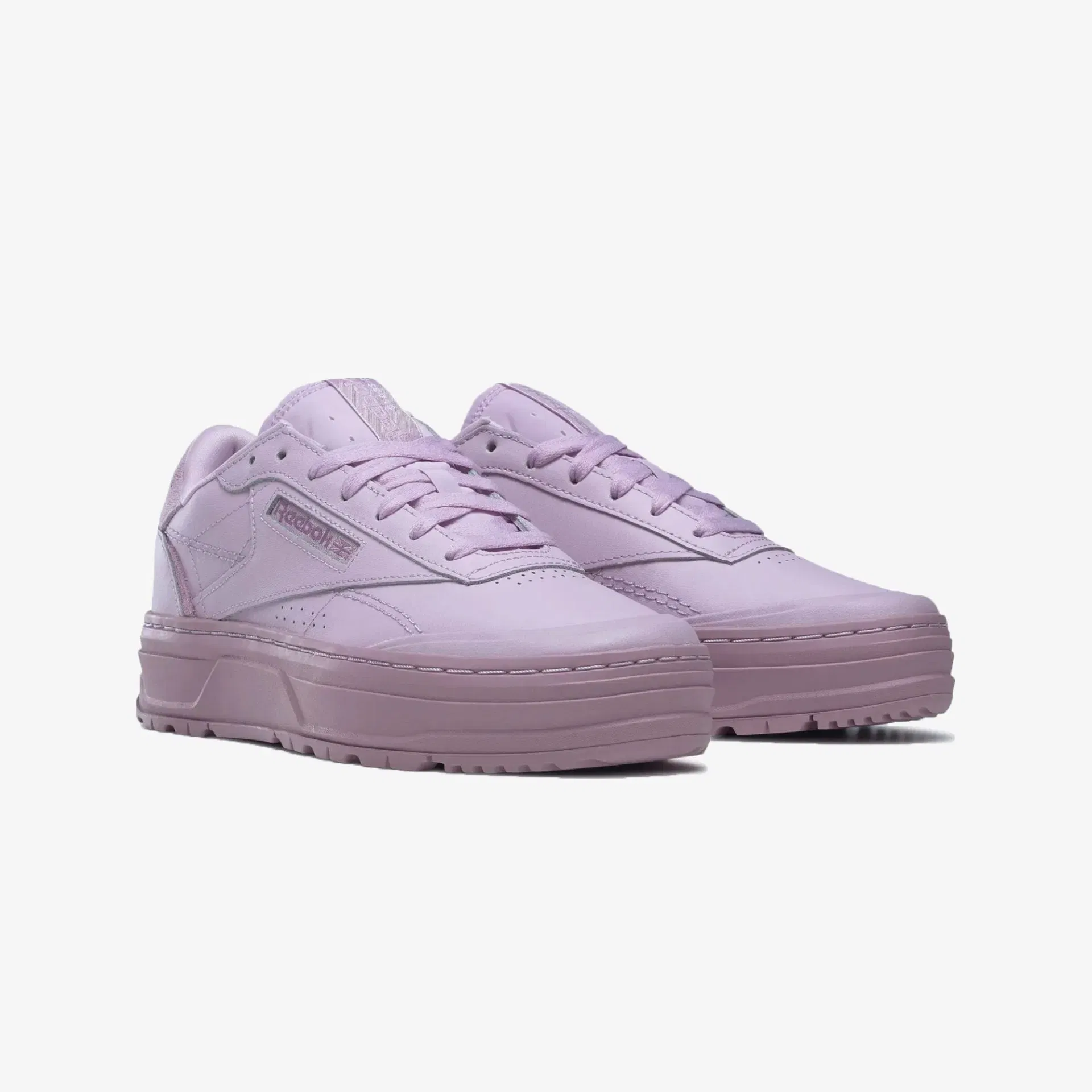 Reebok CLUB C DOUBLE GEO { SHELL PURPLE / INFUSED LILAC