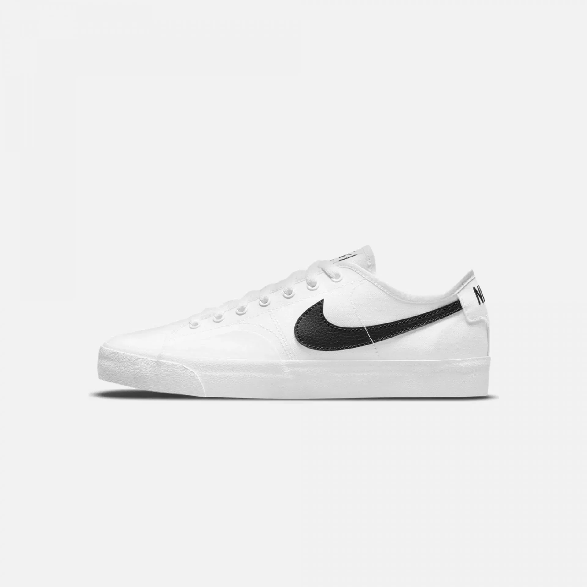 Nike SB BLZR COURT SKATE