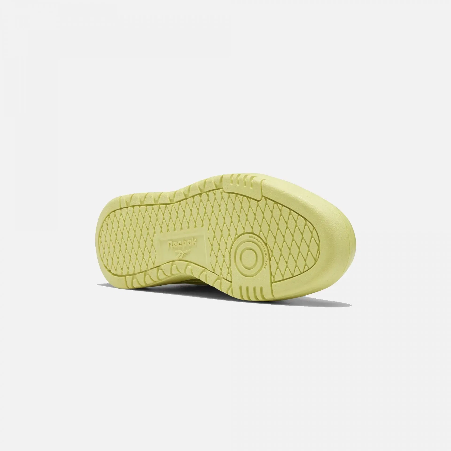 Reebok CARDI COATED CLUB C DOUBLE HI VIS GREEN