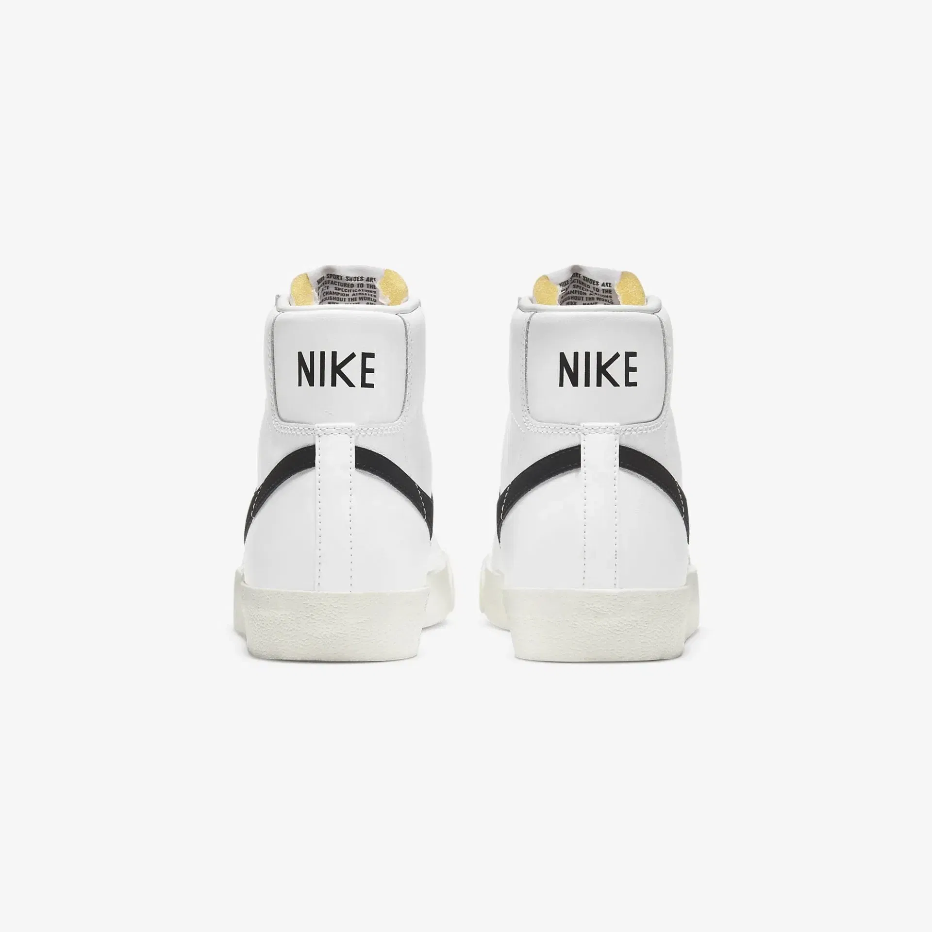 Nike BLAZER MID'77 VINTAGE { BLACK/WHITE