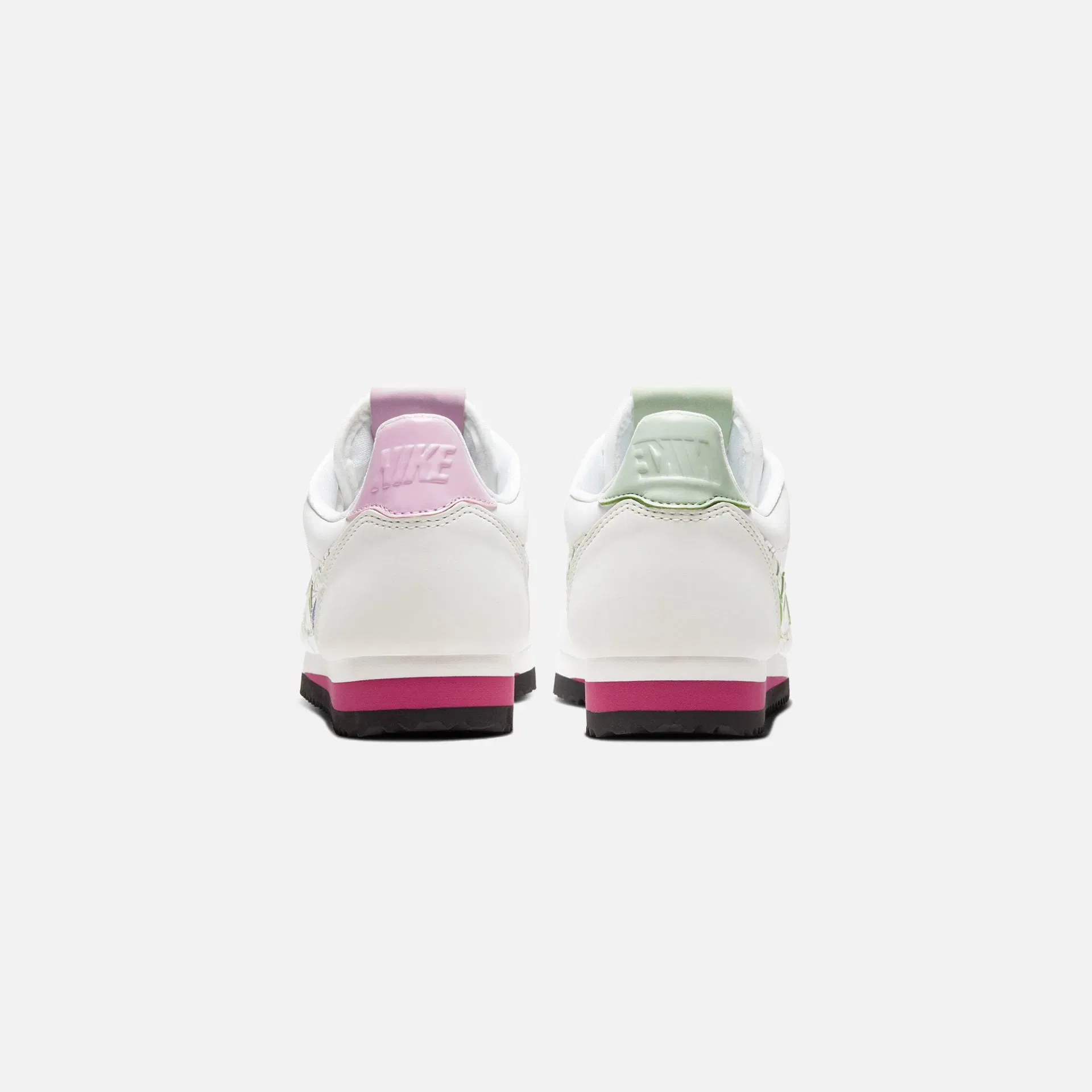 Nike CLASSIC CORTEZ SE VALENTINES DAY