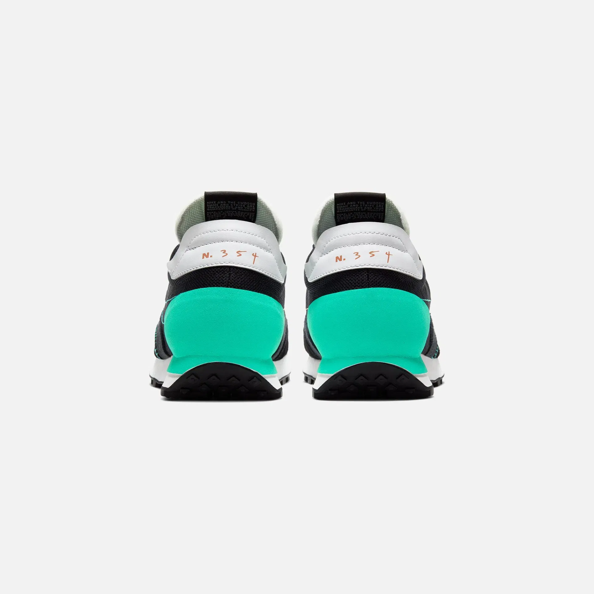 Nike DAYBREAK TYPE N.354