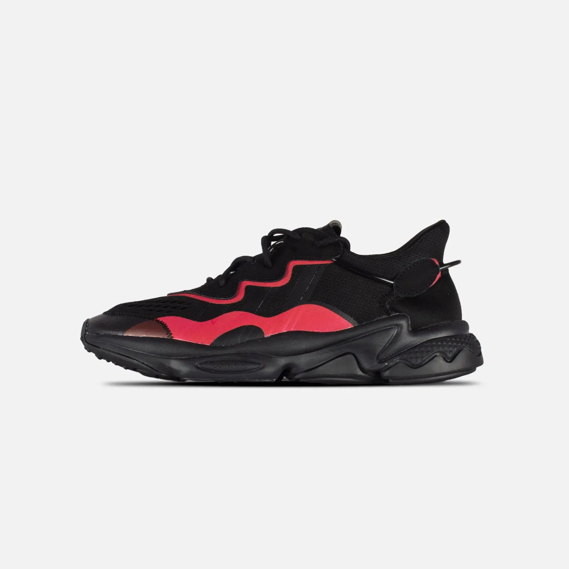 Adidas OZWEEGO