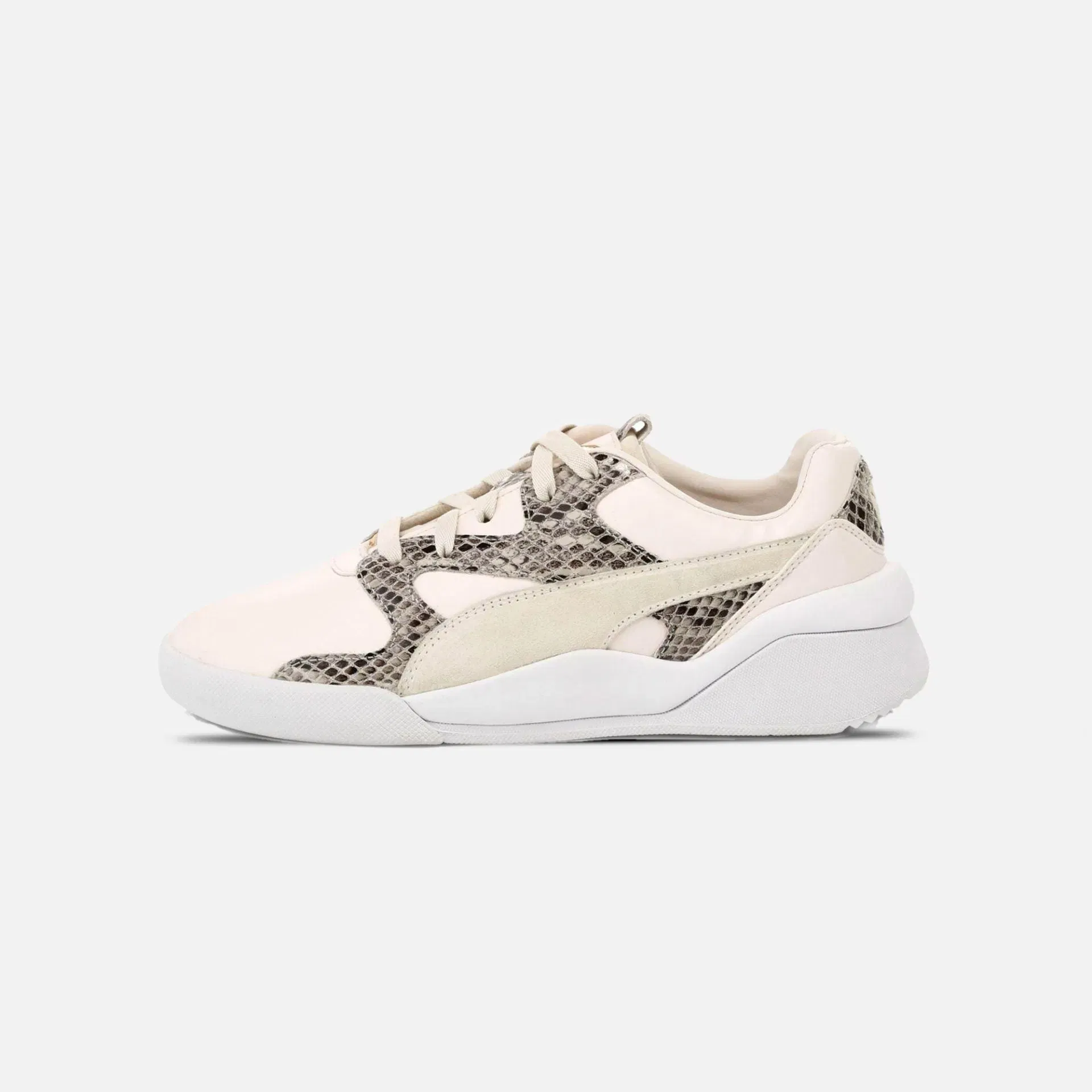 Puma AEON PLAY DECONSTRUCTED