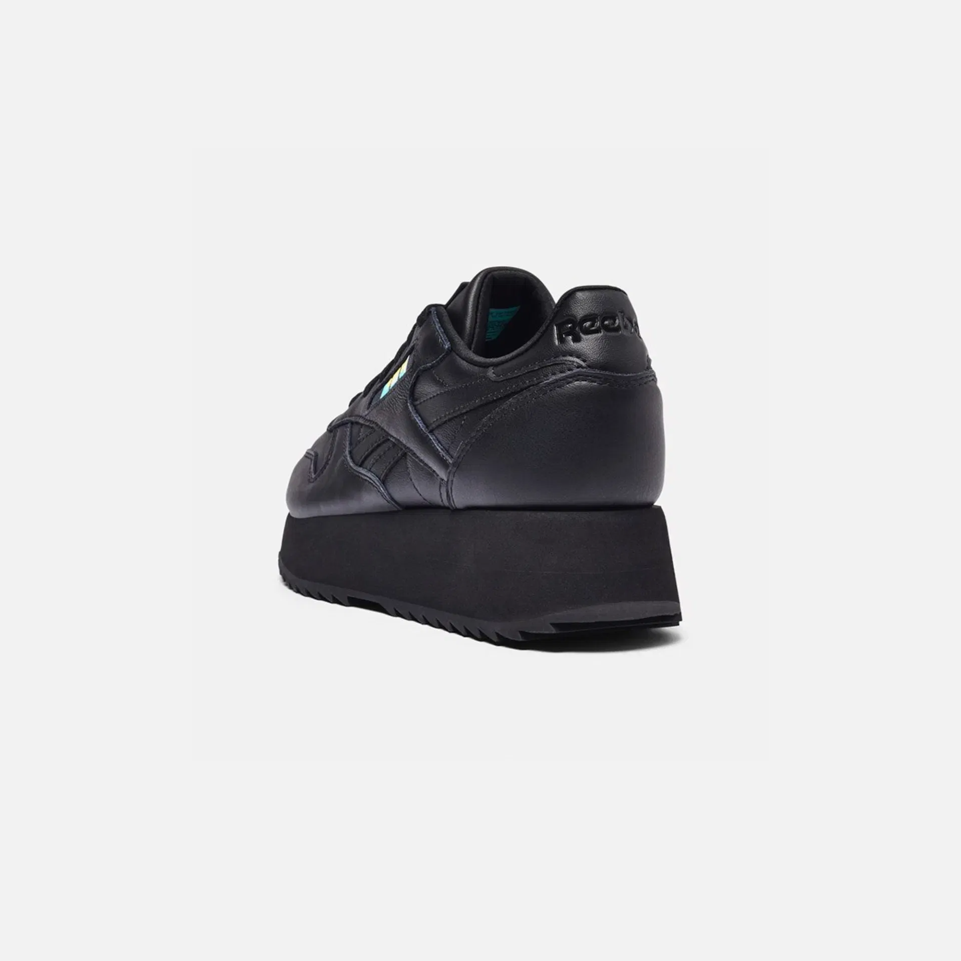 Reebok CLASSIC LEATHER DOUBLE X GIGI HADID