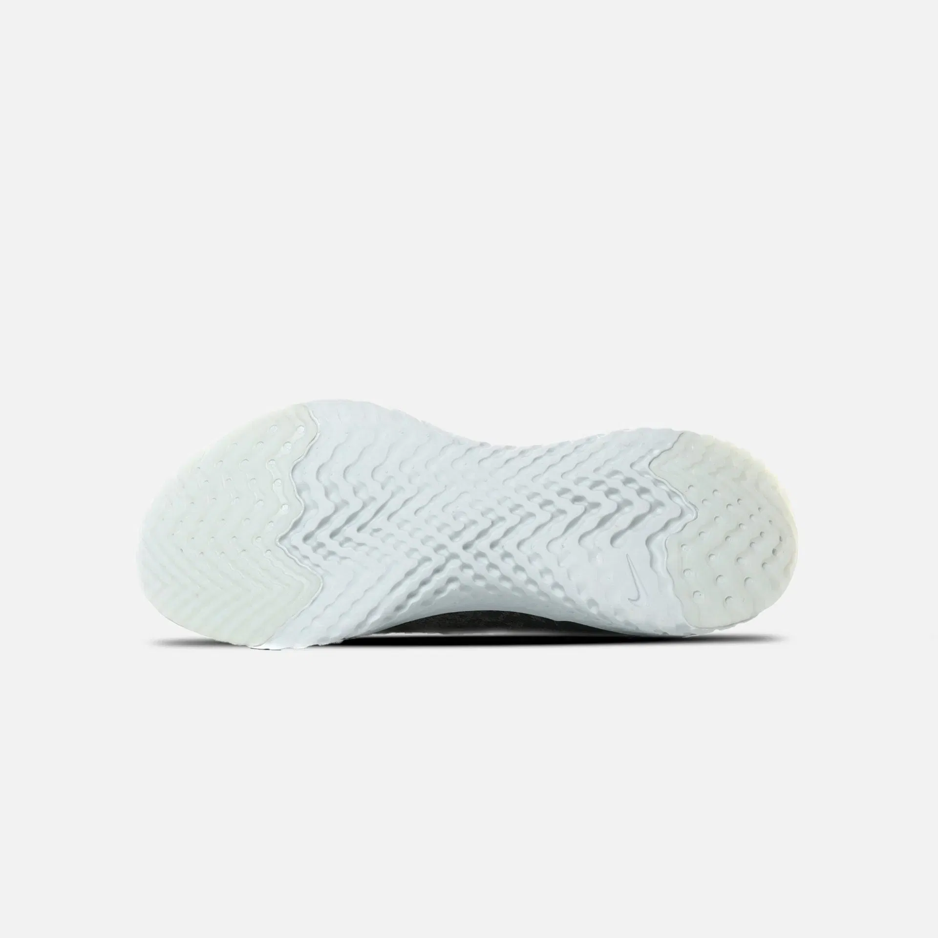Nike EPIC REACT CARGO
