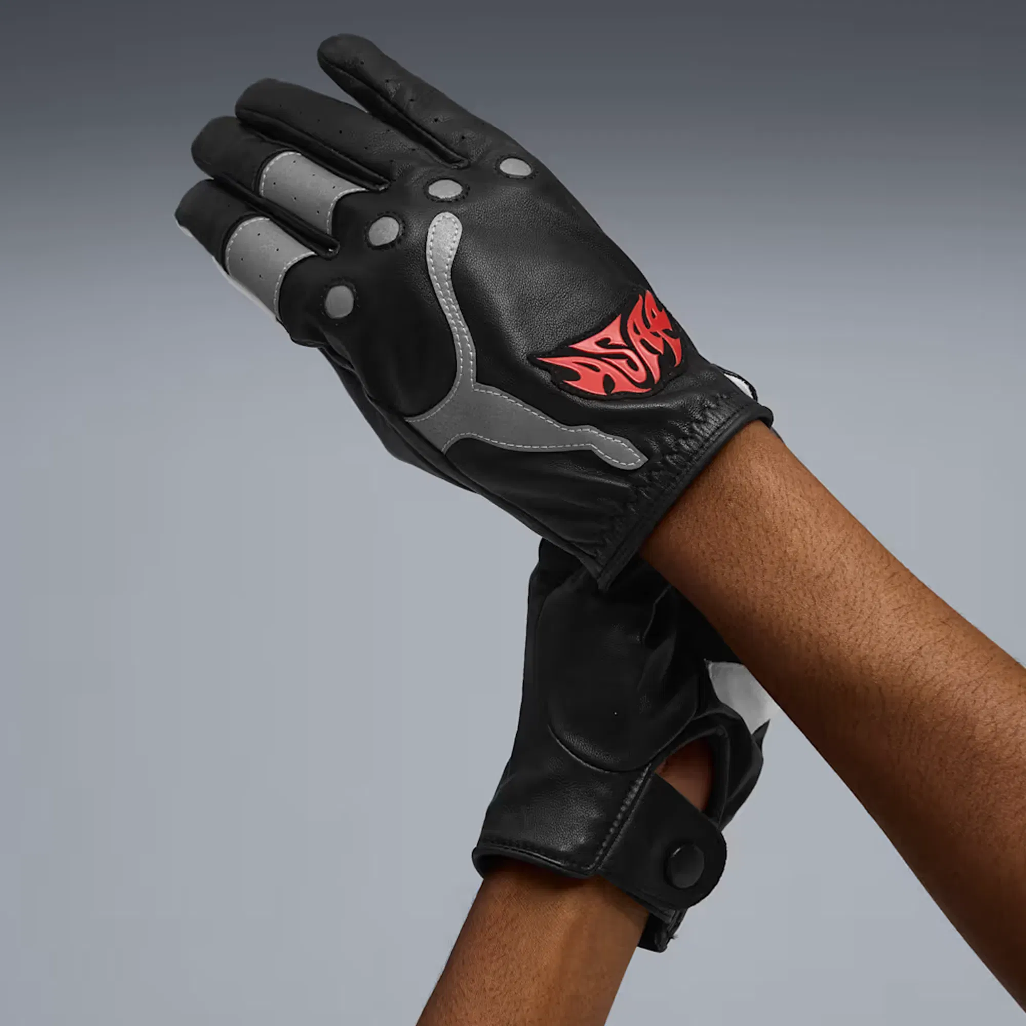 PUMA A$AP ROCKY x GLOVES { BLACK-FIERCE RED-PUMA WHITE
