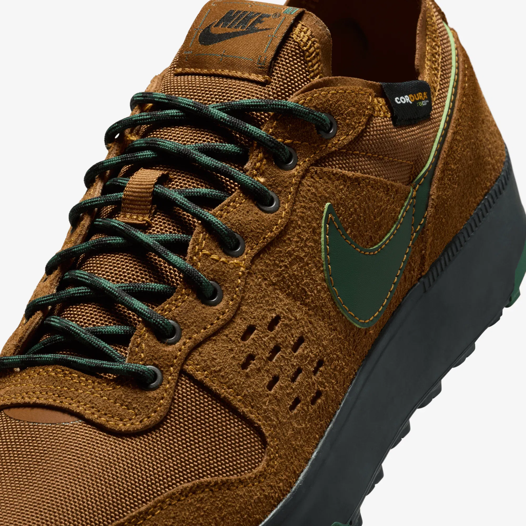 Nike C1TY PREMIUM CORDURA® { LT BRITISH TAN/FIR-BLACK