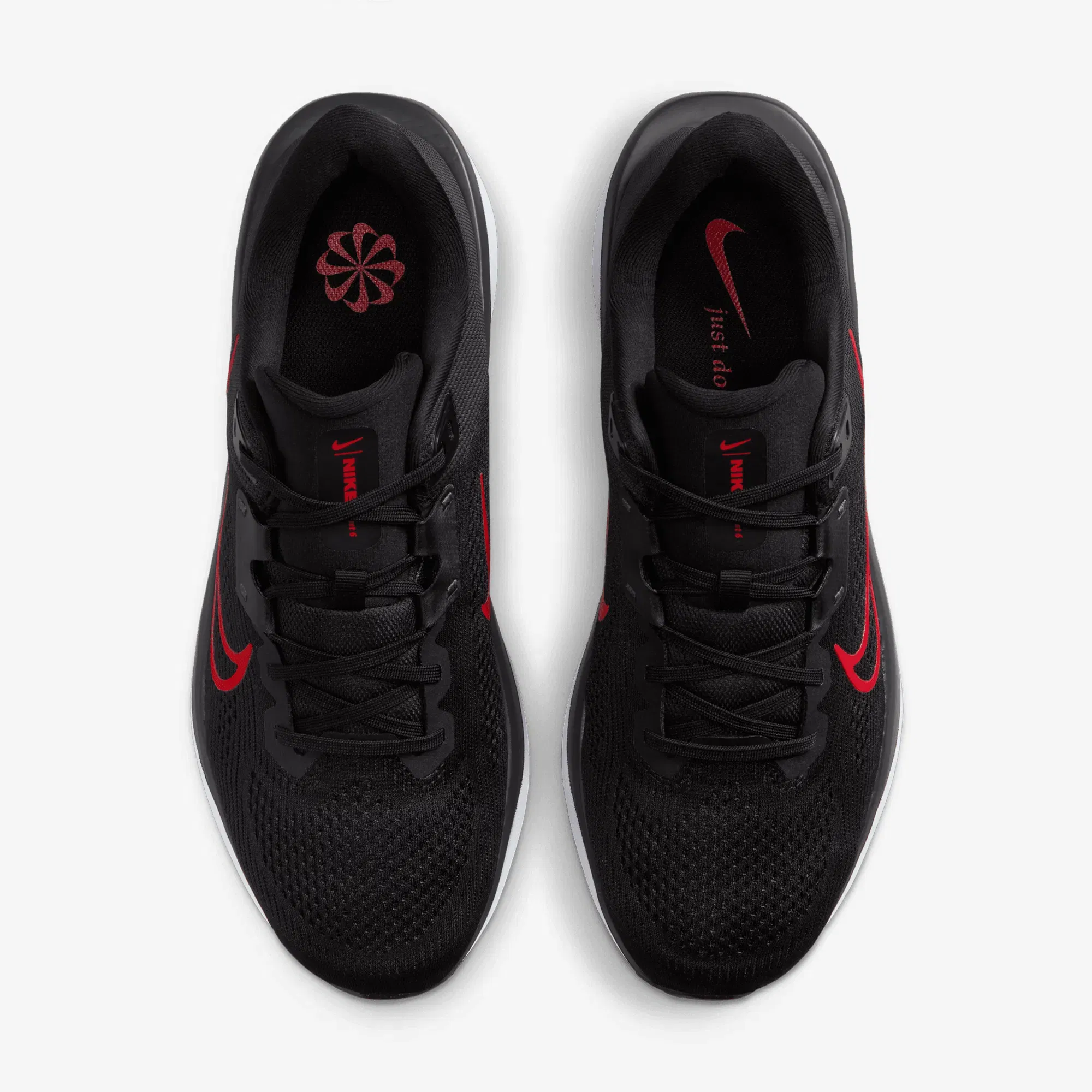 Nike QUEST 6 { BLACK/UNIVERSITY RED-WHITE