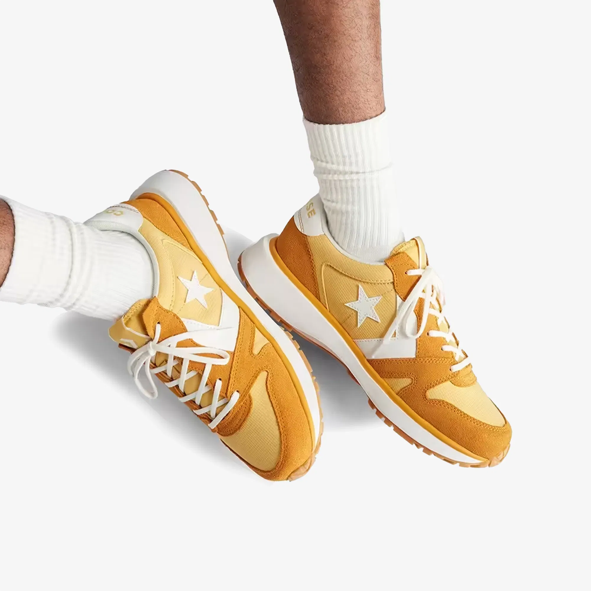 CONVERSE OMNI TRAINER { YELLOW