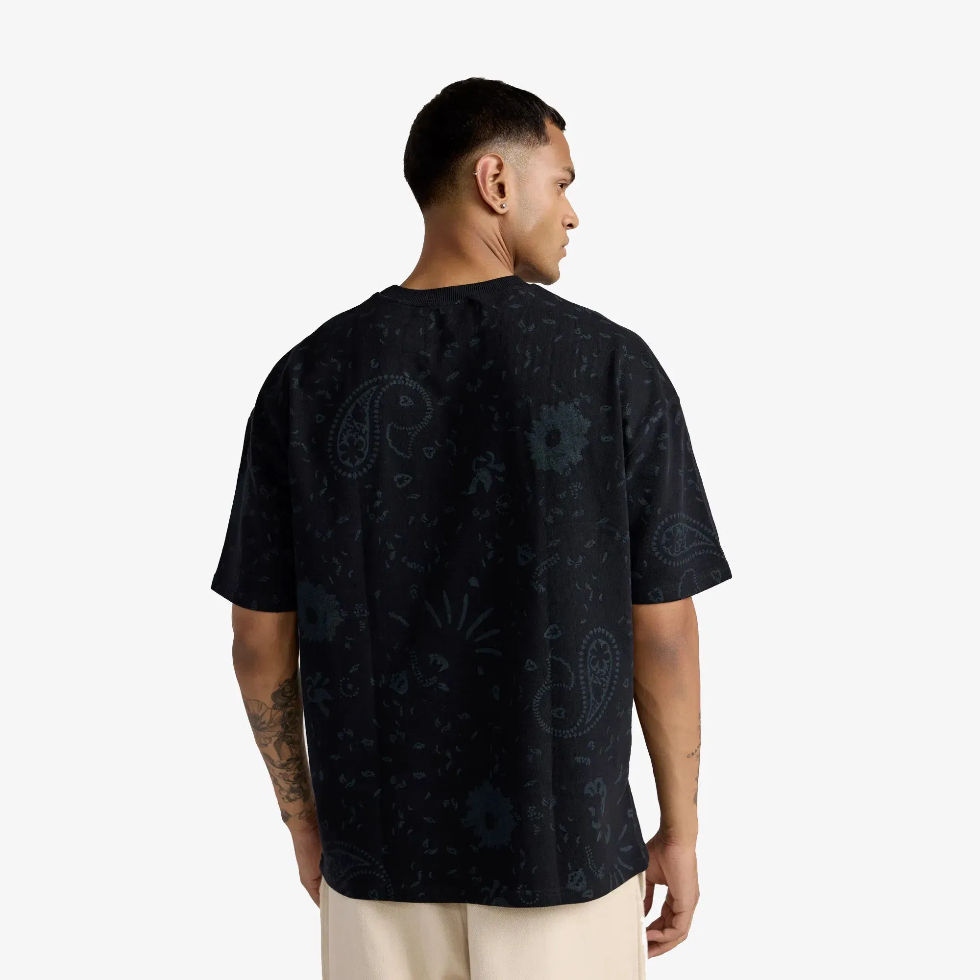 F A R A K BASICS BLOCK PRINTED T-Shirt { BLACK