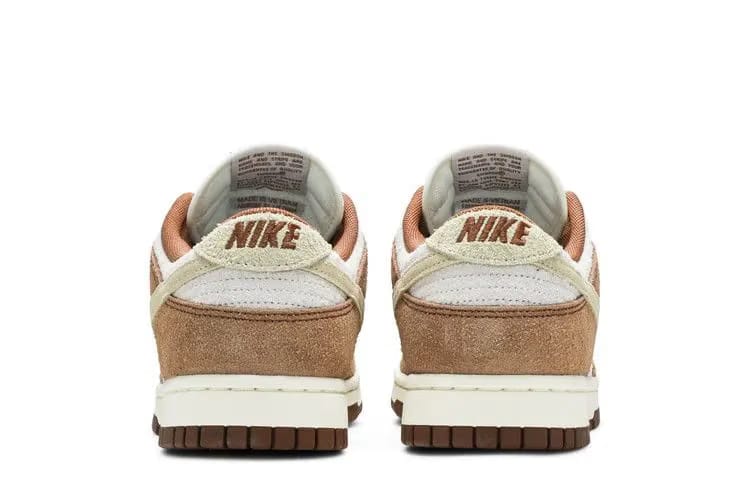 Dunk Low Premium Medium Curry