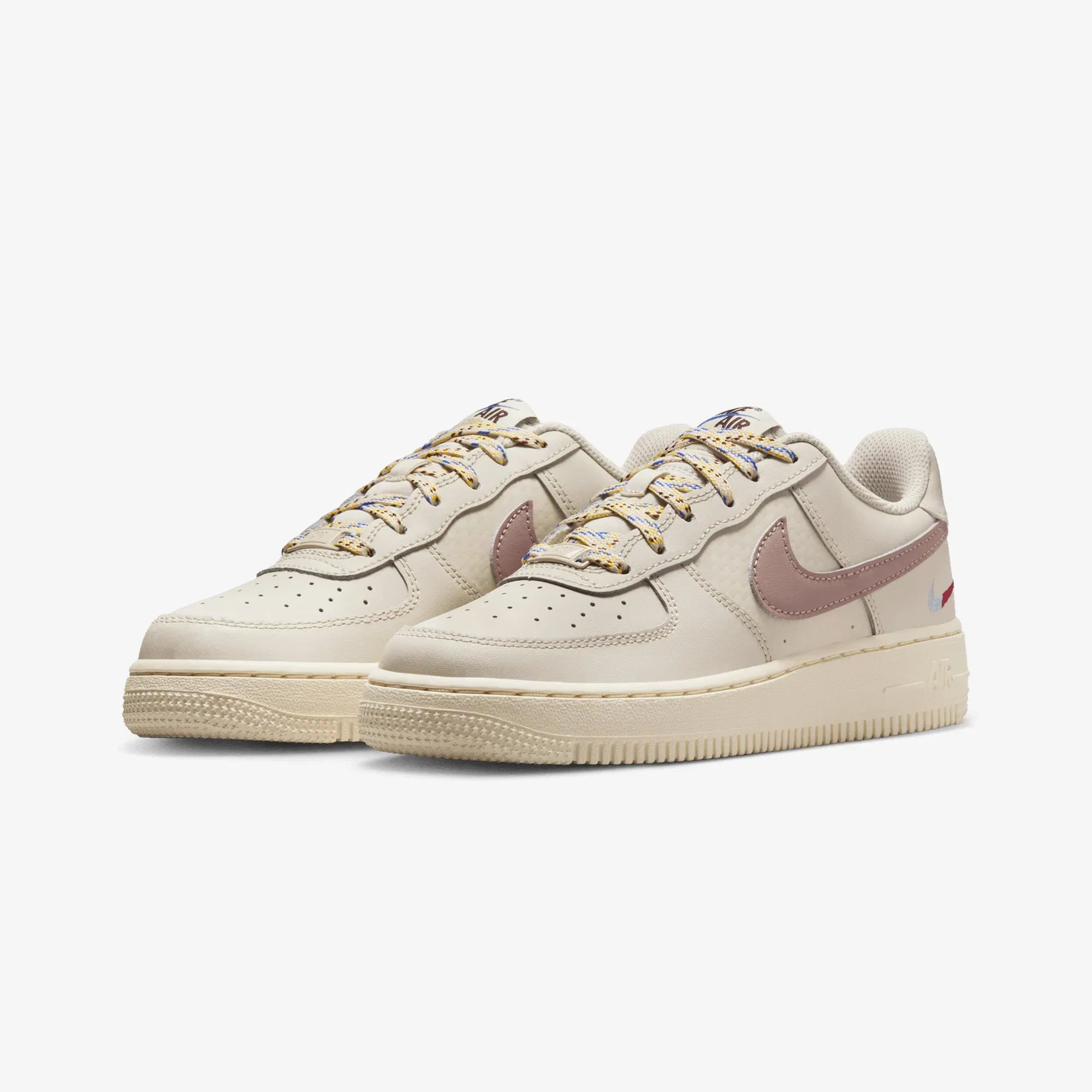 NIKE AIR FORCE 1 LV8 1 (GS) { LT OREWOOD BRN/MALT-BURGUNDY CRUSH