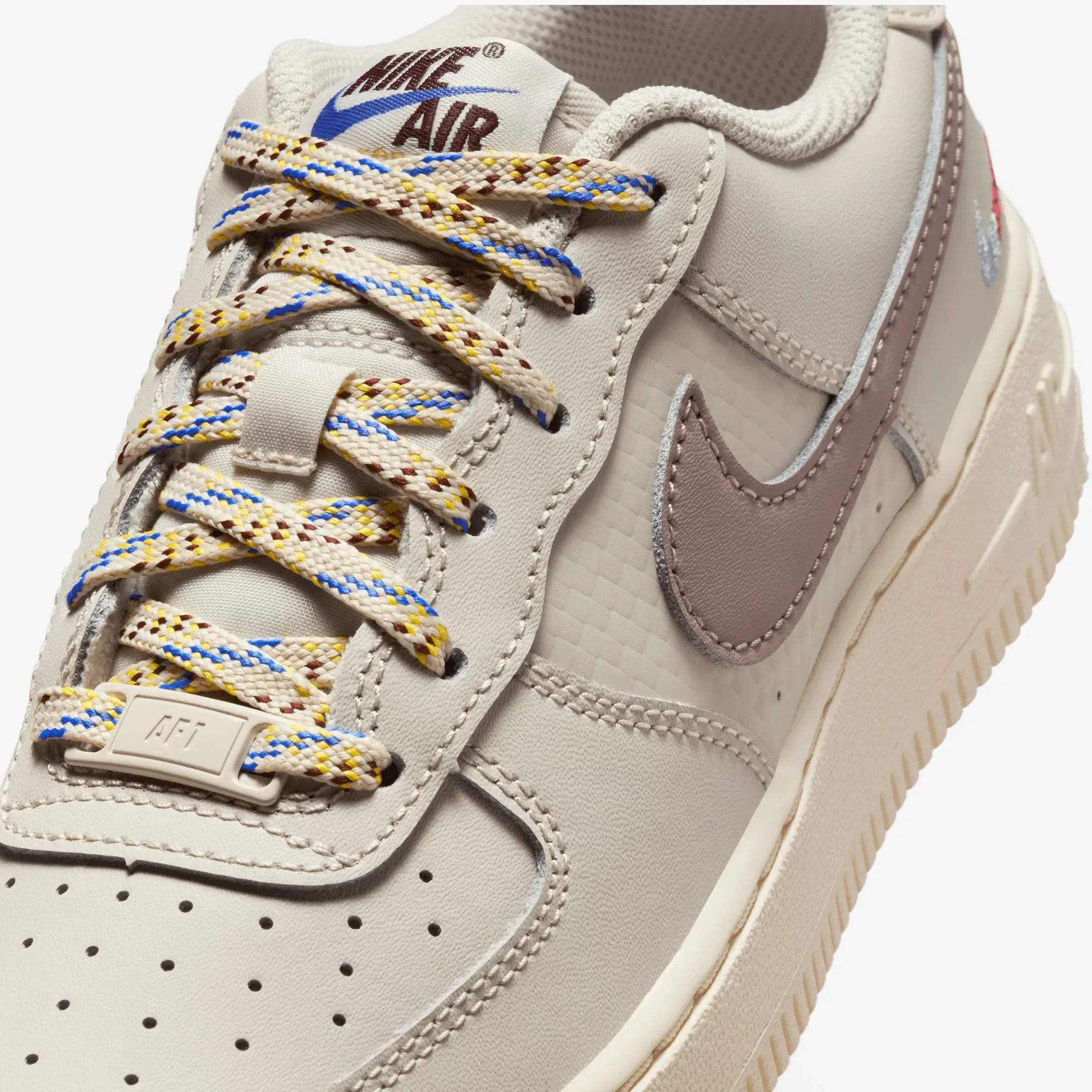 NIKE AIR FORCE 1 LV8 1 (GS) { LT OREWOOD BRN/MALT-BURGUNDY CRUSH