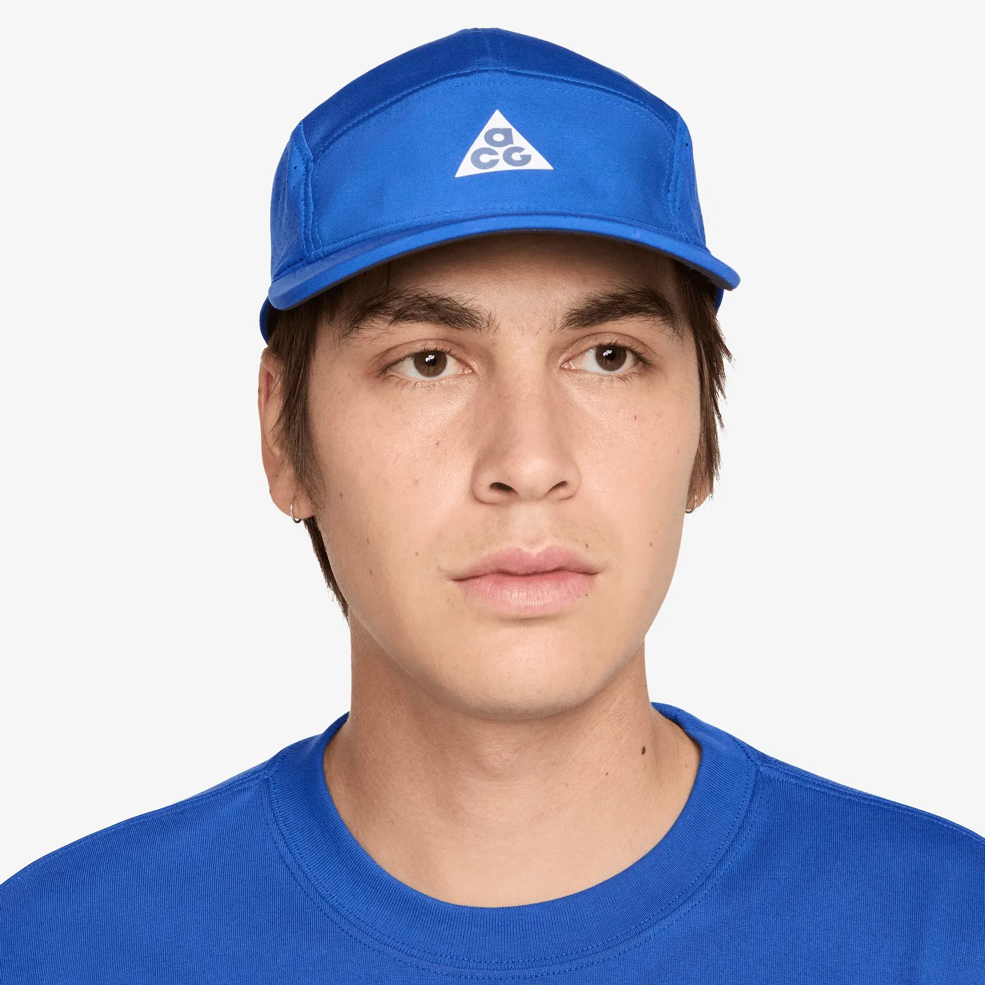 NIKE ACG FLY CAP { GAME ROYAL/REFLECTIVE SILV