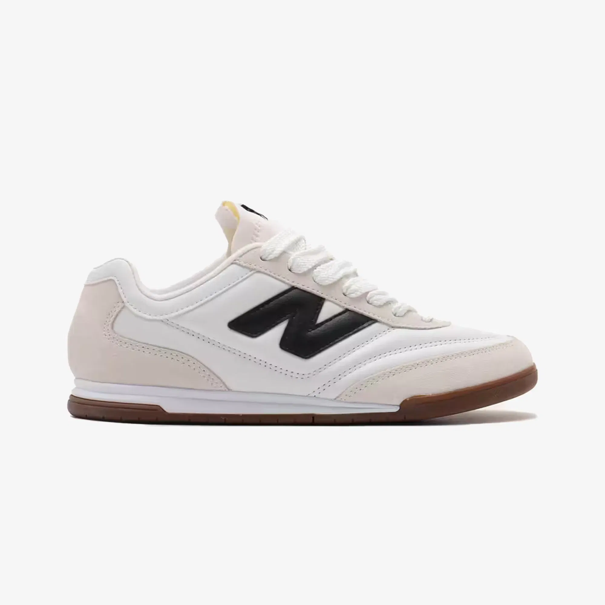New Balance RC42 { WHITE/BLACK