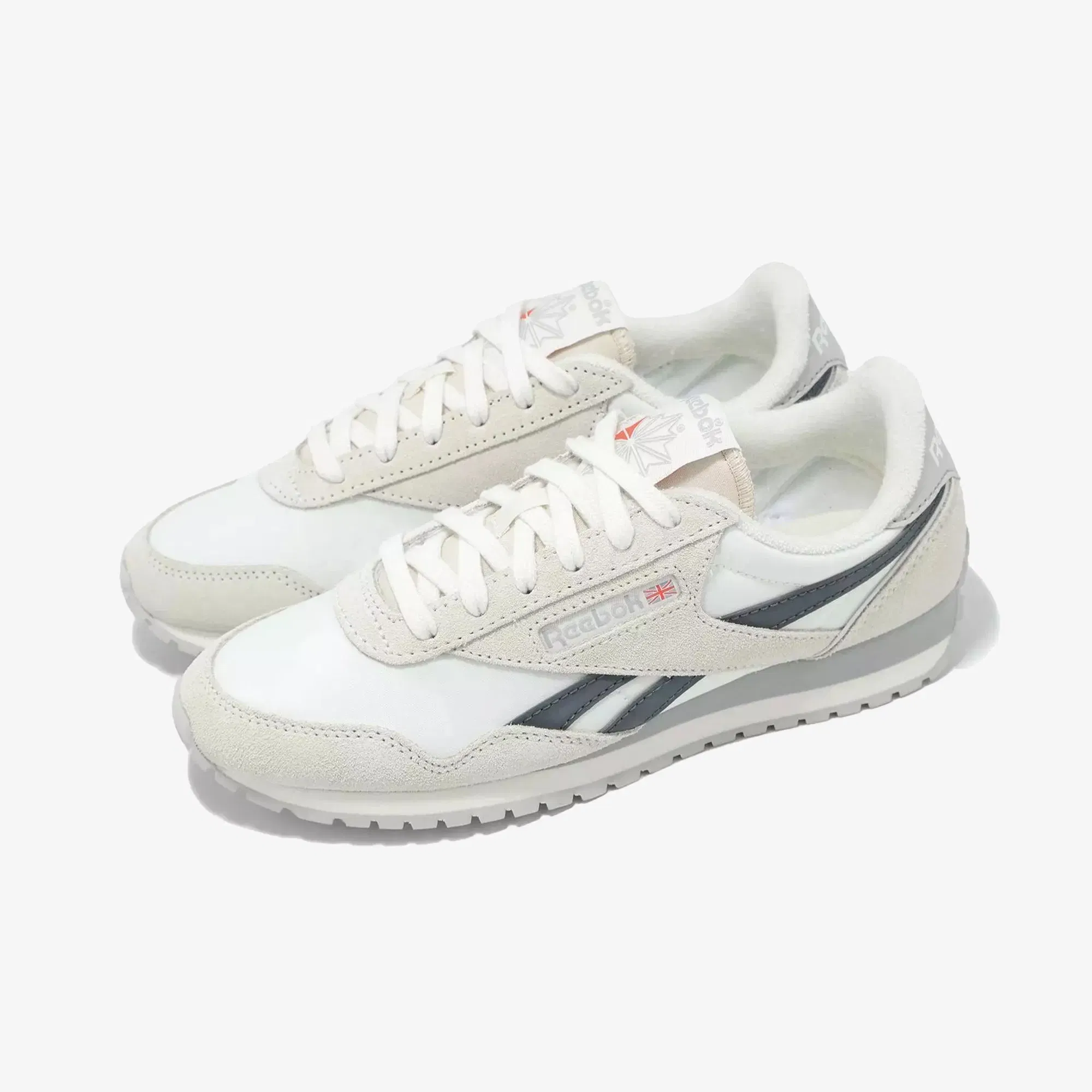 Reebok CLASSIC AZ { WHITE
