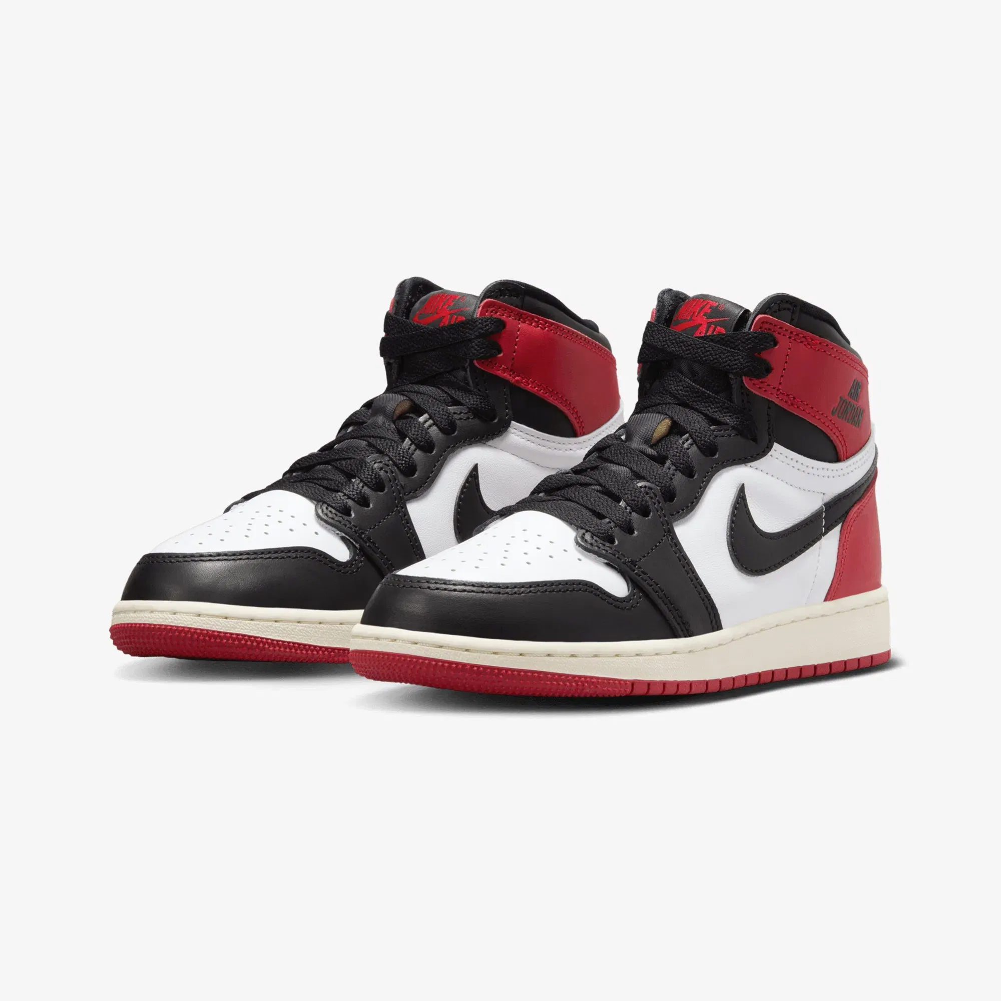 JORDAN AIR JORDAN 1 HIGH OG (GS) "BLACK TOE" { WHITE/BLACK-VARSITY RED-SAIL