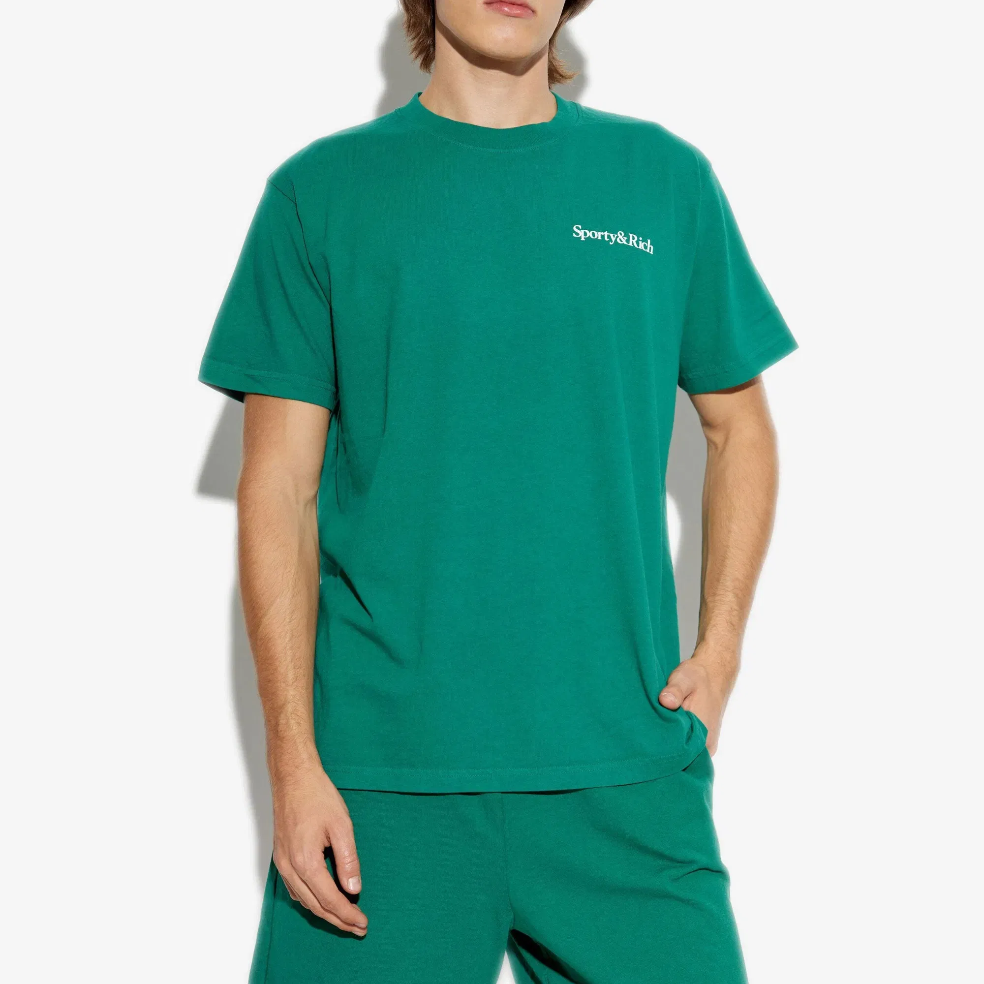 SPORTY & RICH HEALTH IS WEALTH T-SHIRT { GREEN