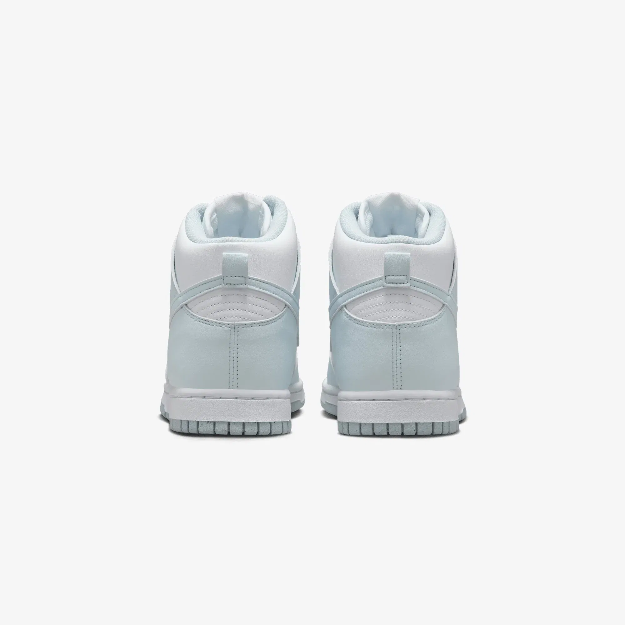 NIKE DUNK HIGH NEXT NATURE { WHITE/GLACIER BLUE-WHITE