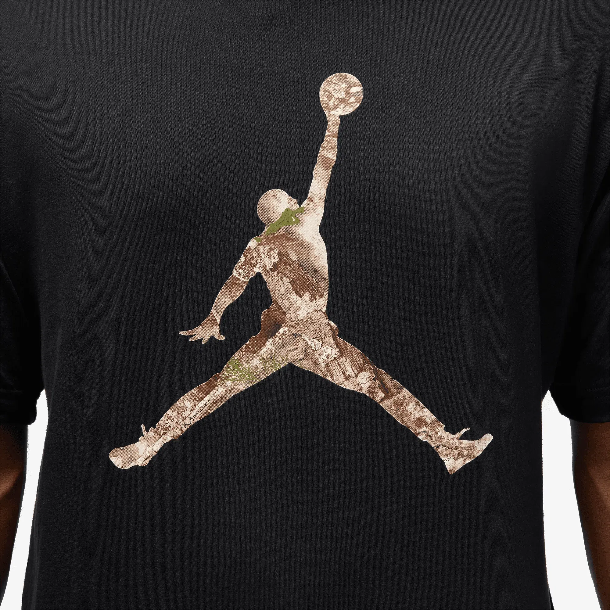 JORDAN BROOKLYN REALTREE JUMPMAN T-SHIRT { BLACK/SAIL