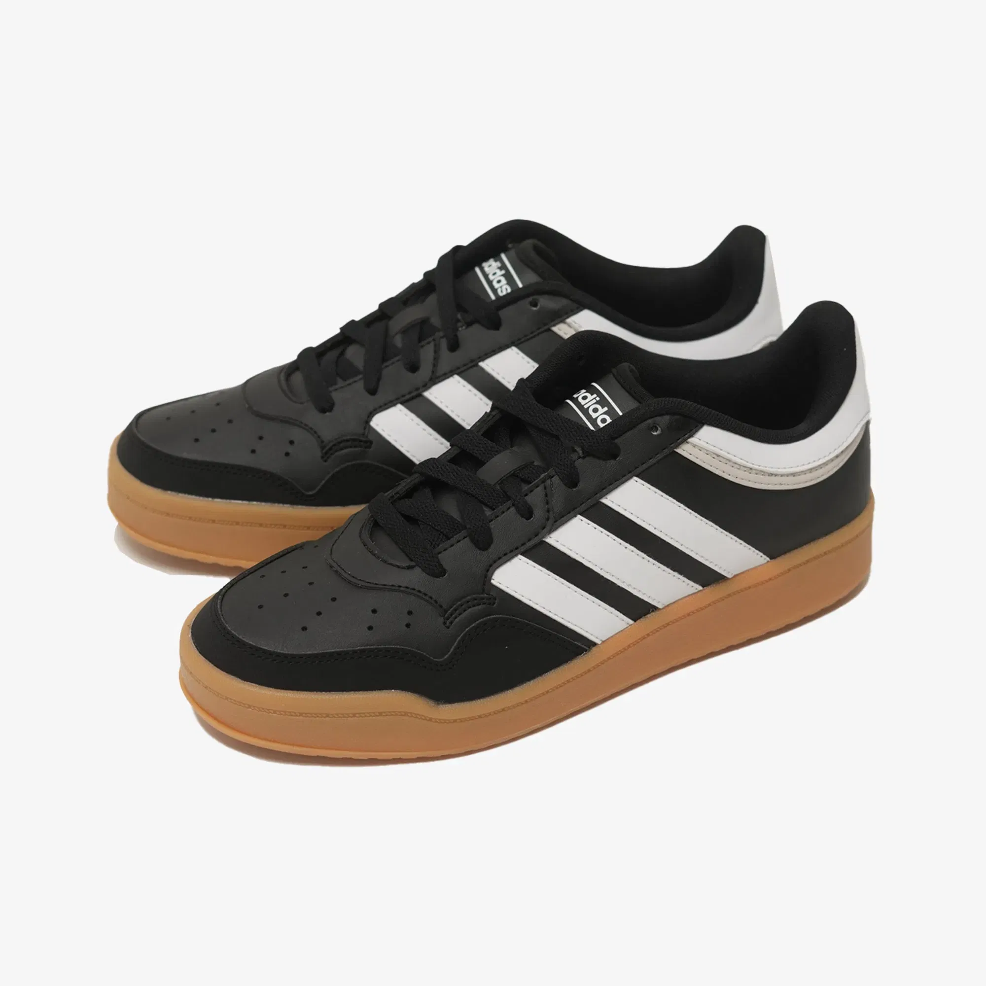 ADIDAS ORIGINALS HOOPS 4.0 IKD { CBLACK/FTWWHT/GUM3