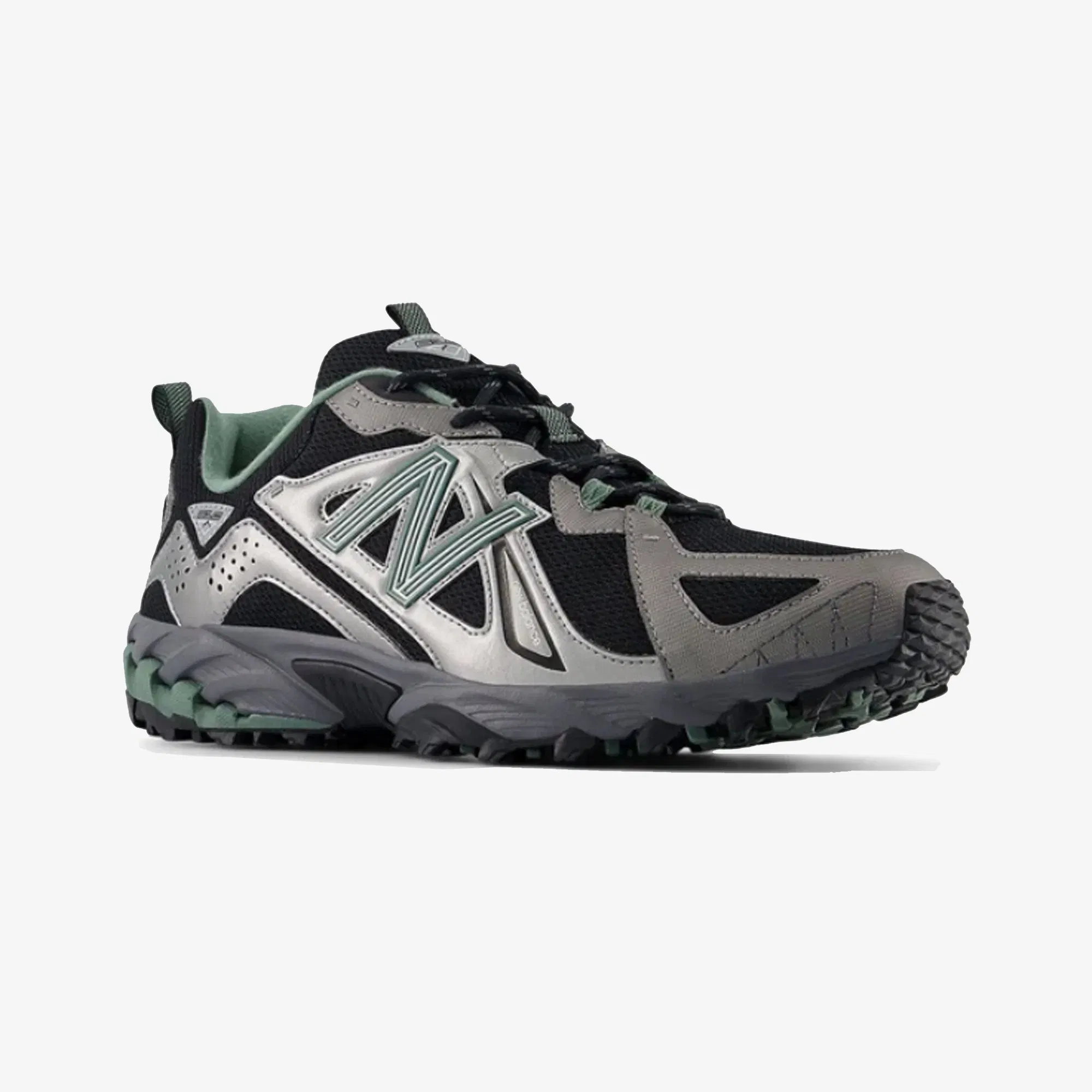 New Balance 610V1 { BLACK METALLIC/DARK JUNIPER