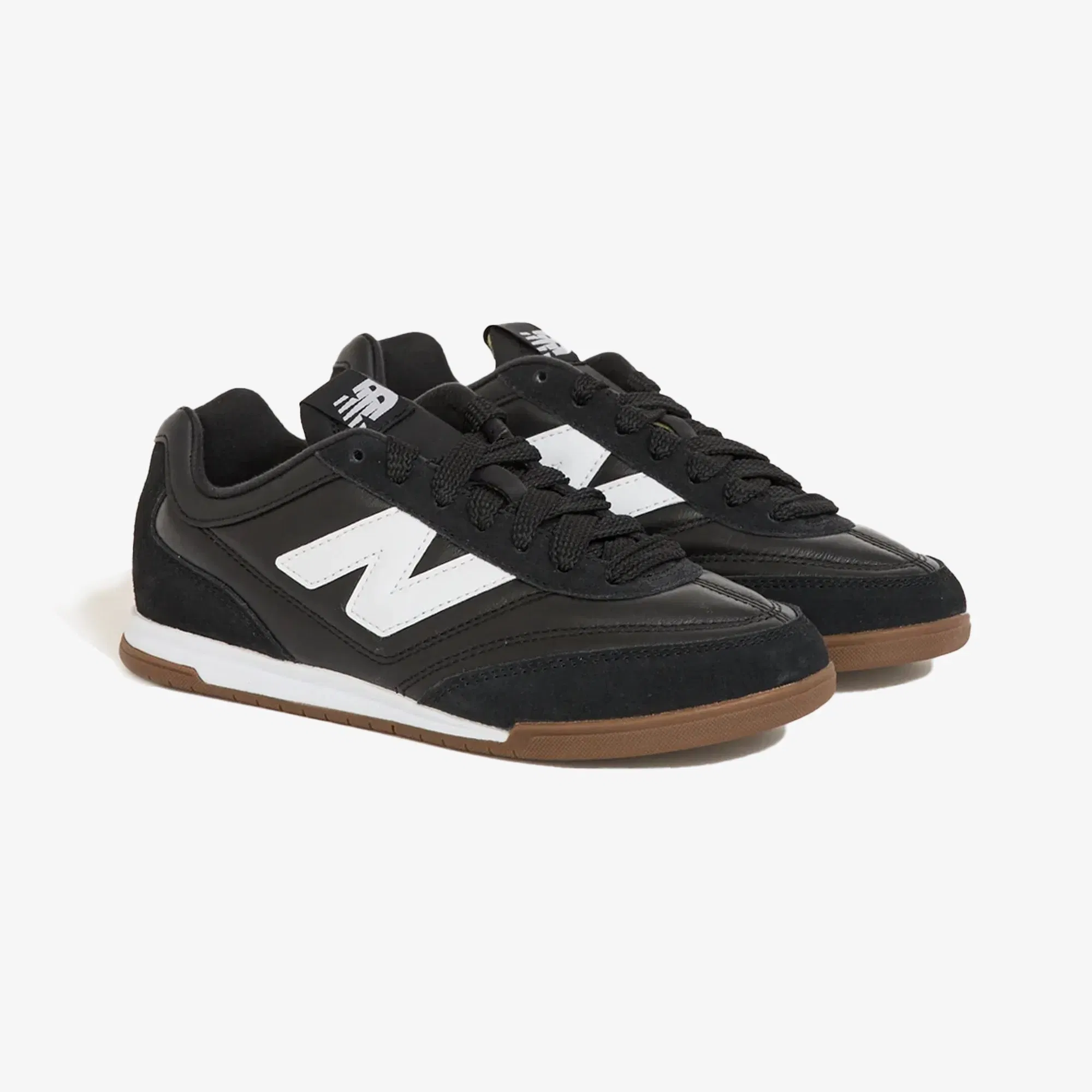 New Balance RC42 { BLACK/WHITE