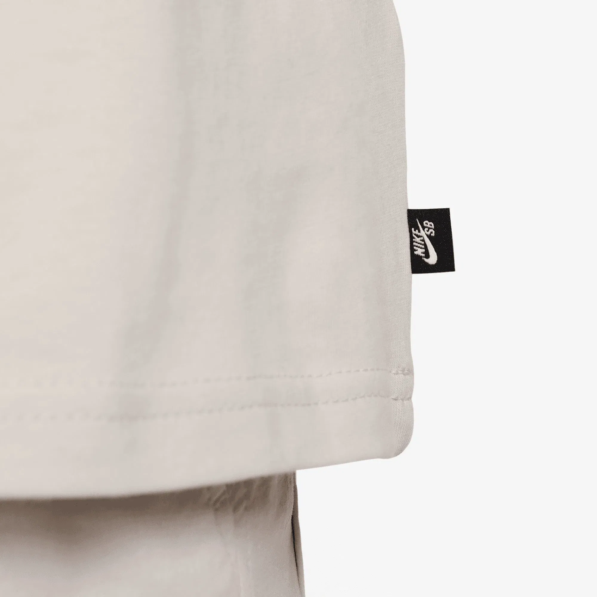 NIKE SB LOGO SKATE T-SHIRT { LIGHT BONE