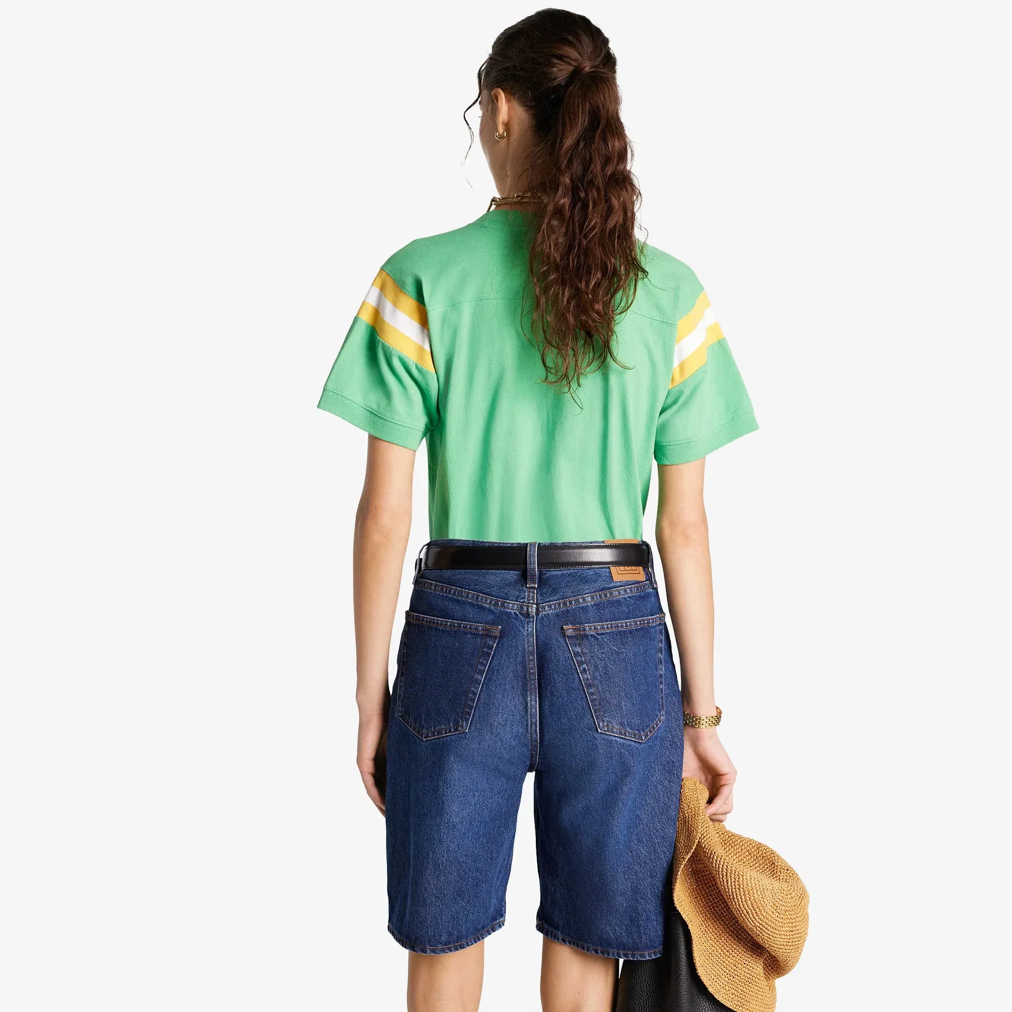 SPORTY & RICH SERIF LOGO FOOTBALL T-Shirt { VERDE/WHITE