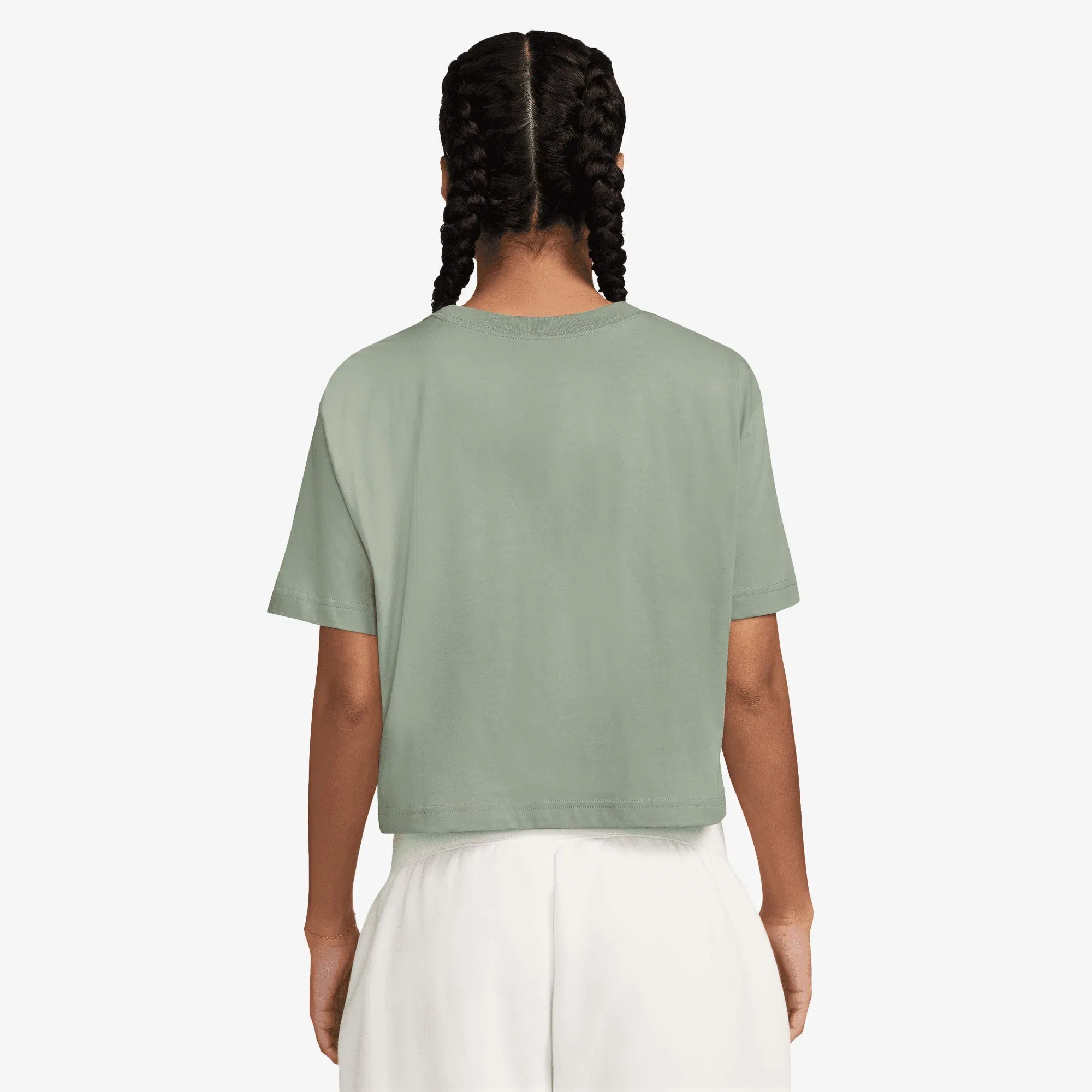 NIKE ESSENTIAL SPORTSWEAR CROPPED T-SHIRT{ JADE HORIZON/WHITE