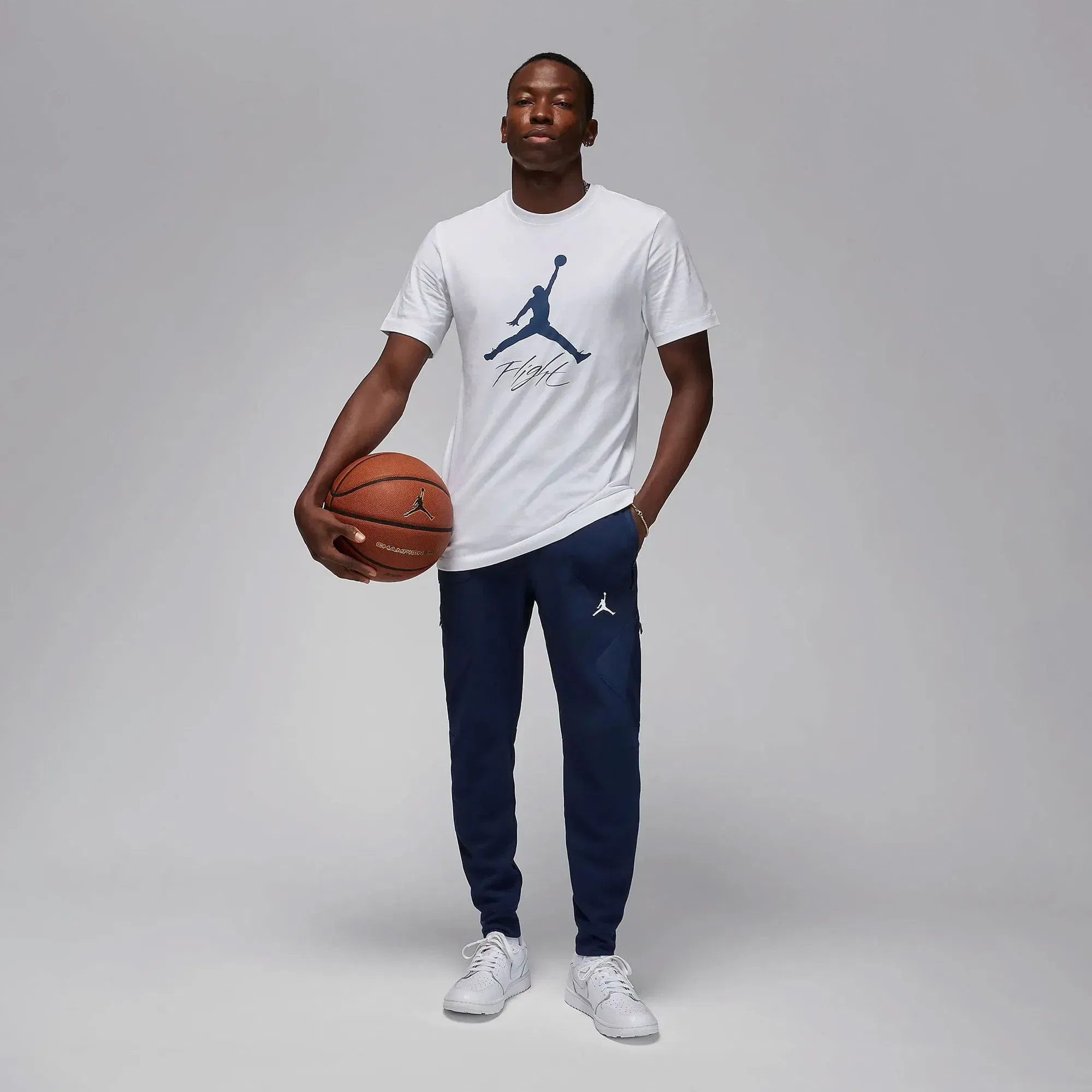 JORDAN JUMPMAN FLIGHT { WHITE/NAVY