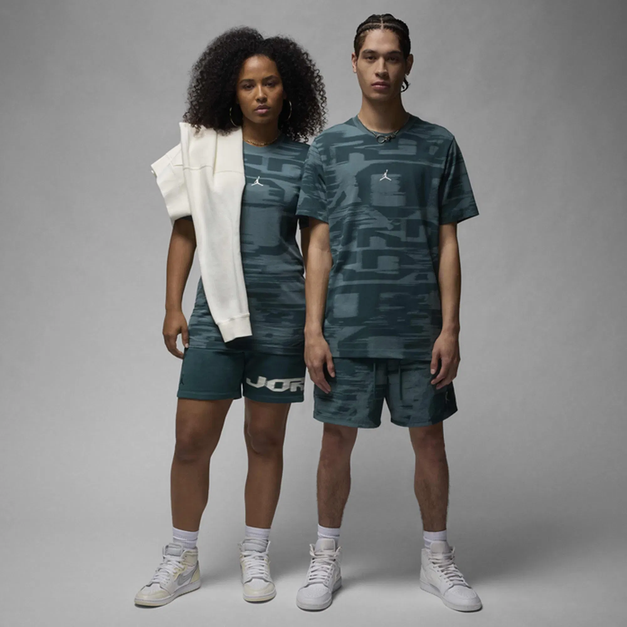JORDAN MVP PRINTED T-SHIRT { MINERAL SLATE/SAIL