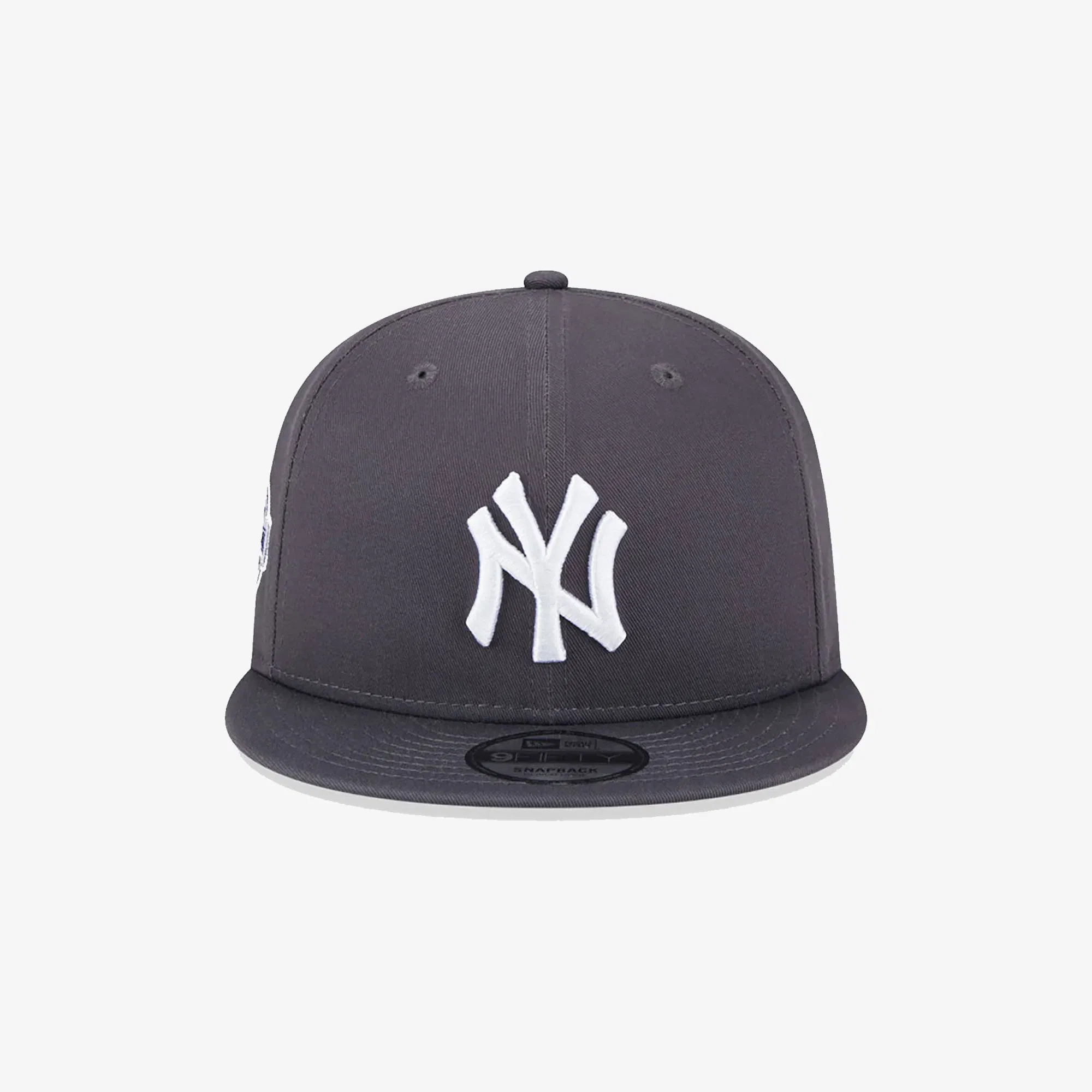 New Era NEW YORK YANKEES NEW TRADITIONS GREY 9FIFTY SNAPBACK CAP { GREY