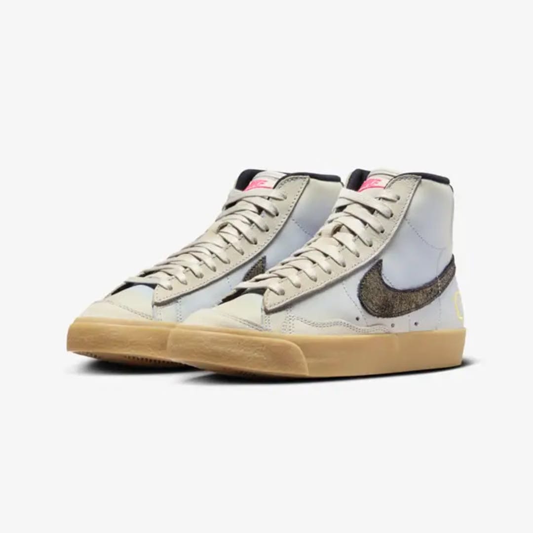 Nike BLAZER MID '77 PREMIUM { LT OREWOOD BRN/GUM YELLOW-TOPAZ GOLD