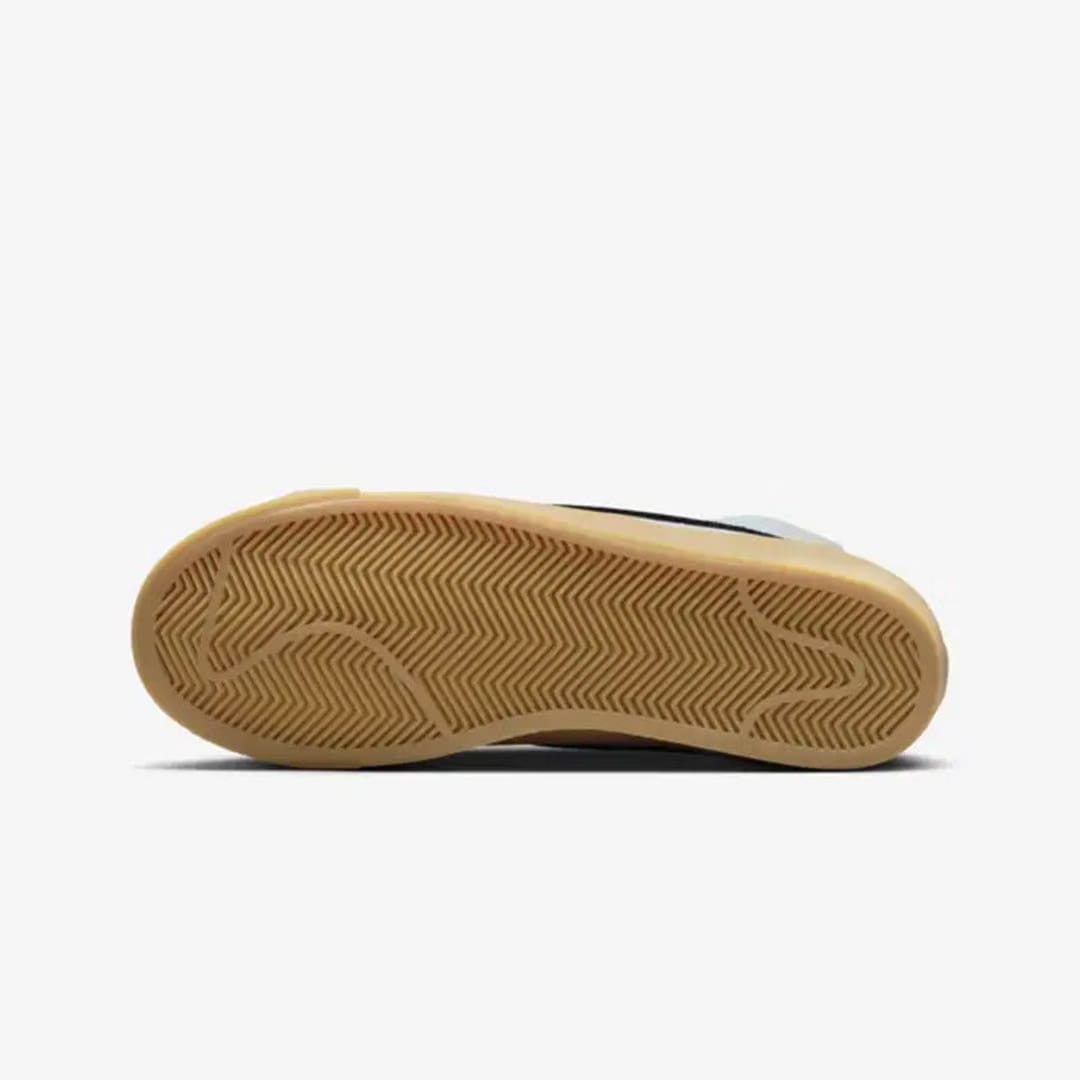 Nike BLAZER MID '77 PREMIUM { LT OREWOOD BRN/GUM YELLOW-TOPAZ GOLD