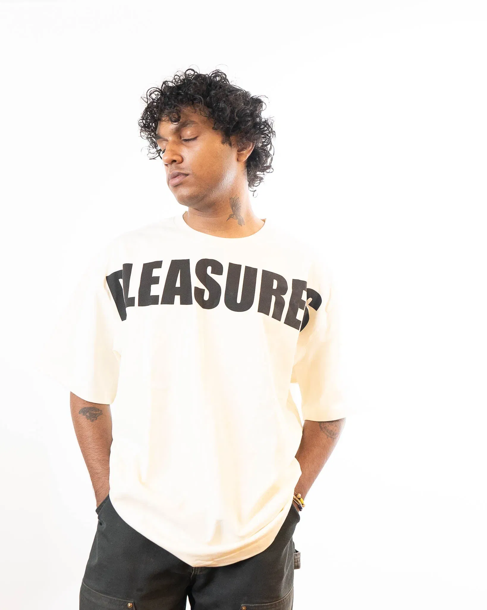 Pleasures Expand Heavyweight T-Shirt (L)