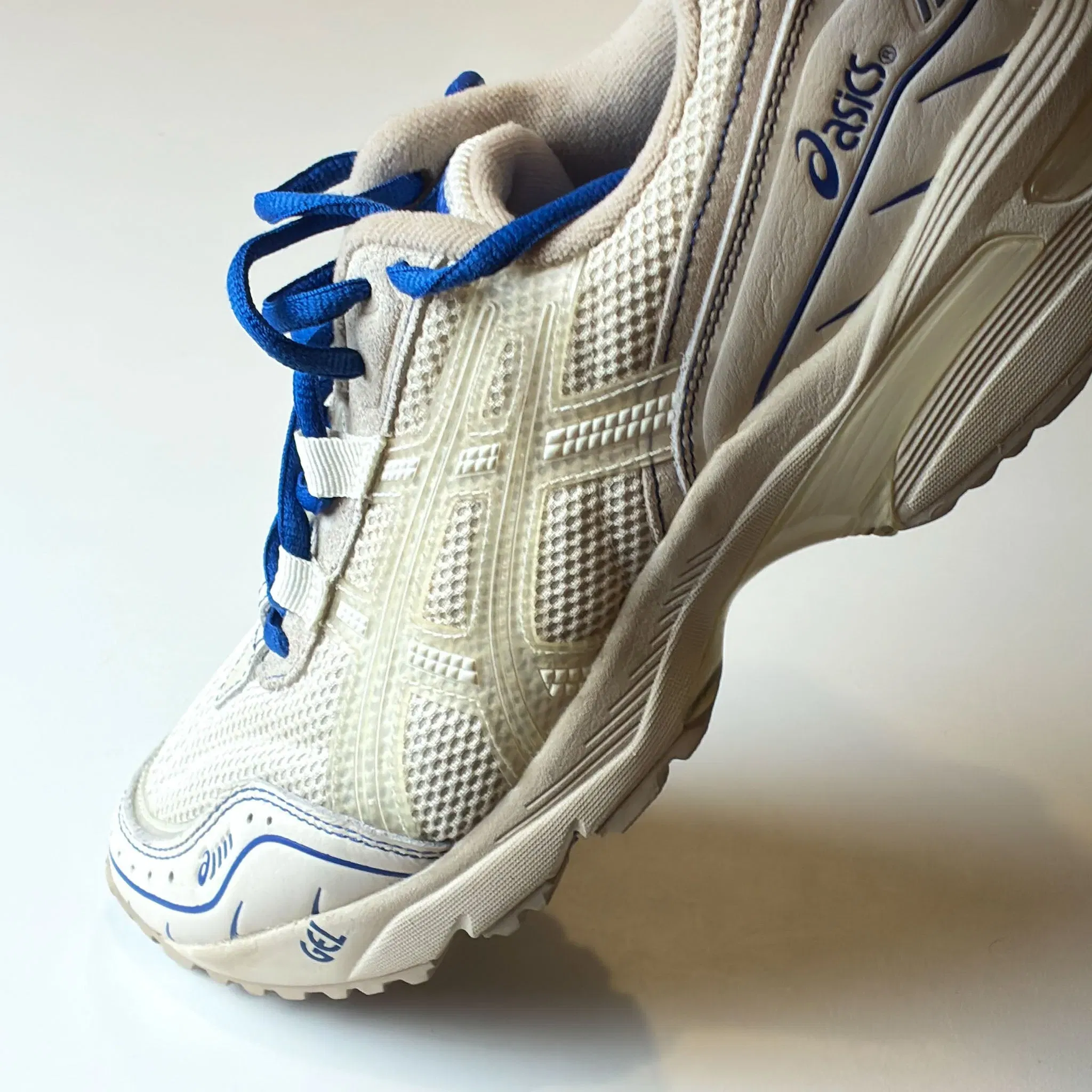 Asics Gel-1090 Above the Clouds (UK 7.5)