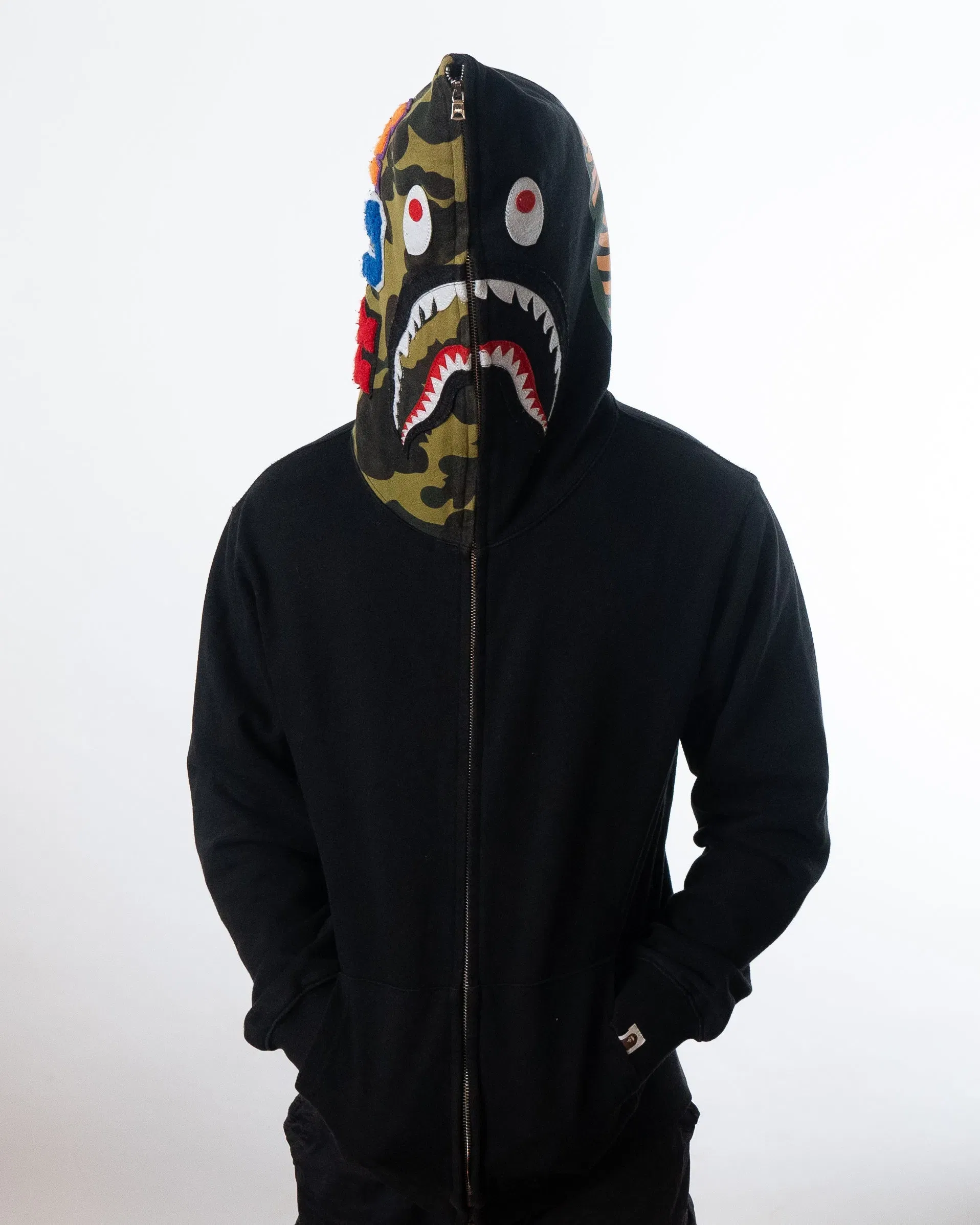 Aape By A Bathing Ape WGM Shark Hoodie (L)