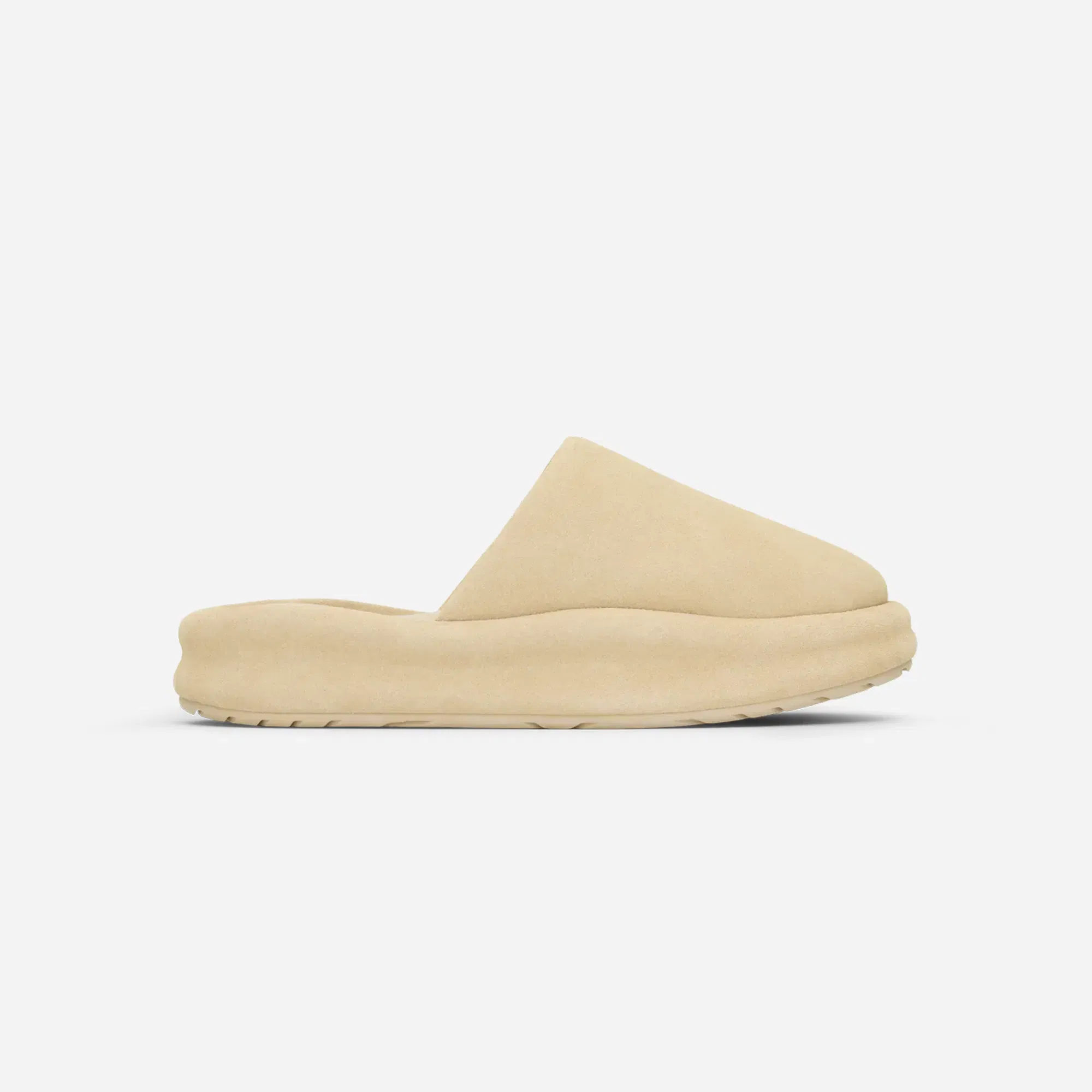 Skylrk Rest Slipper Smooth Suede Cashew