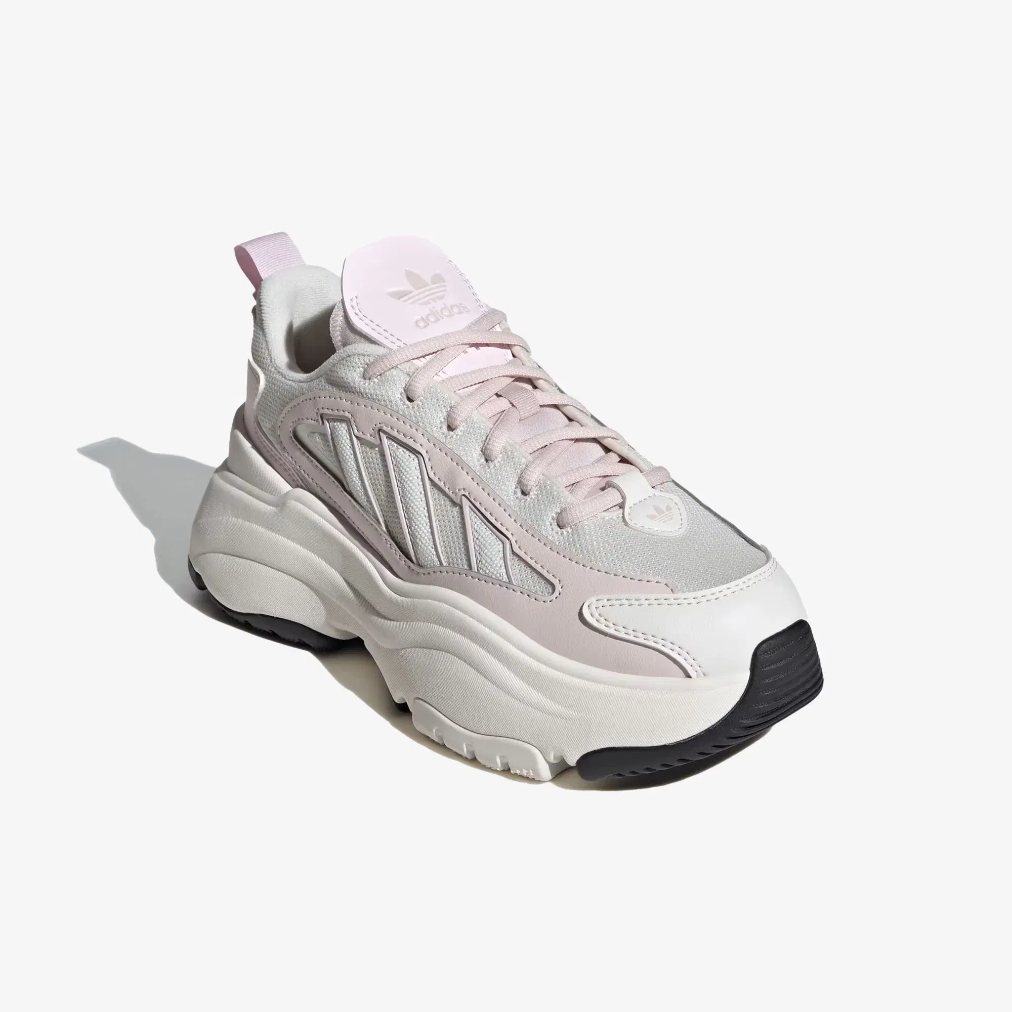 Adidas Originals OZGAIA { CLOUD WHITE/OFF WHITE/ALMOST PINK