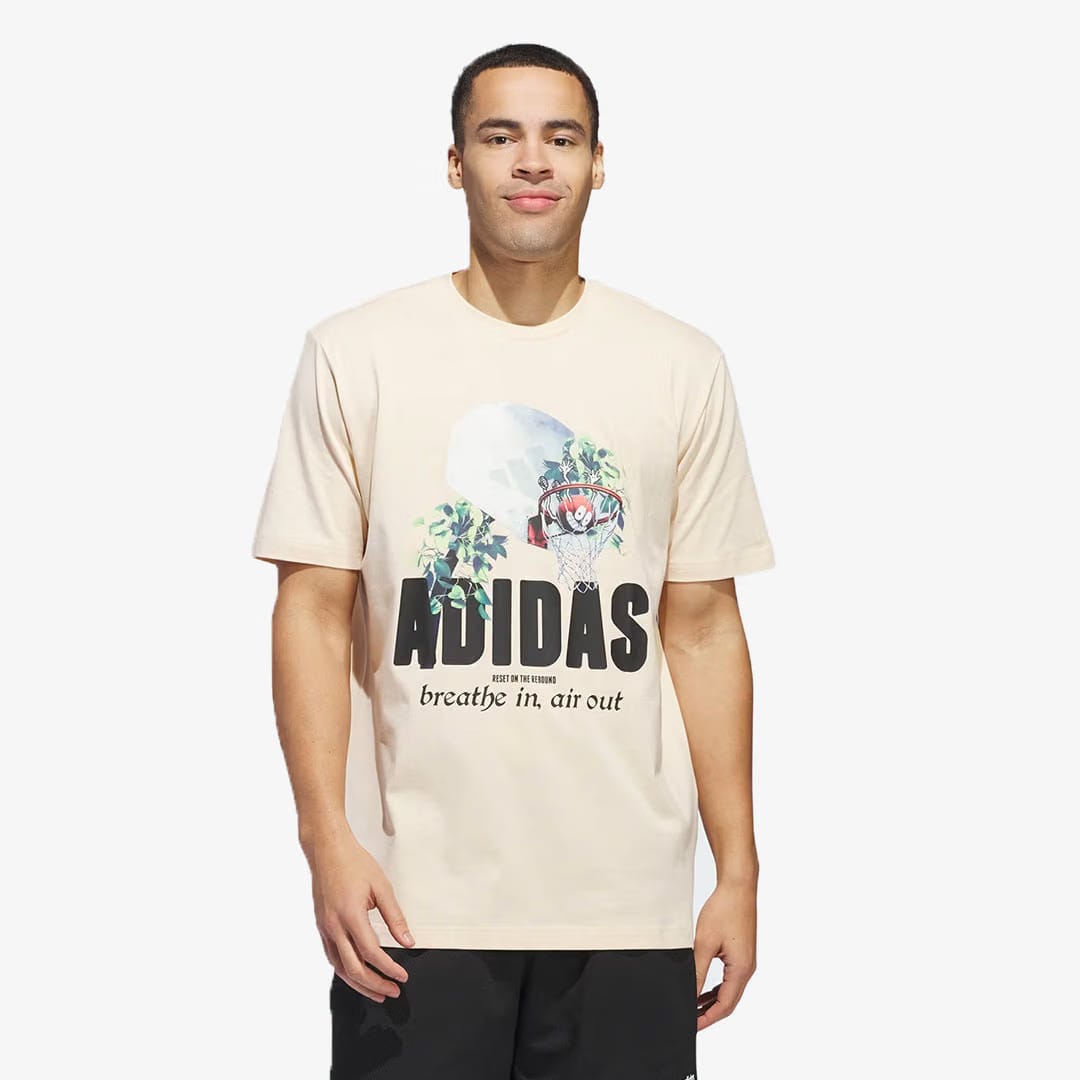Adidas LIL STRIPE PHOTOREAL GRAPHIC T-Shirt { CRYSTAL SAND