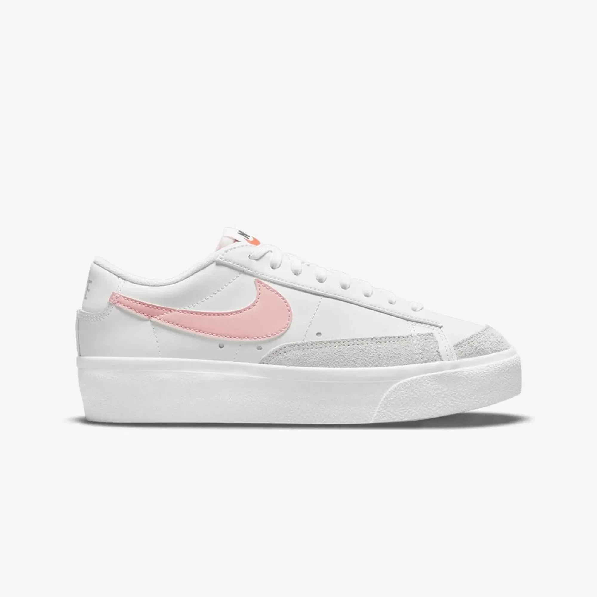 Nike BLAZER LOW PLATFORM { PINK GLAZE