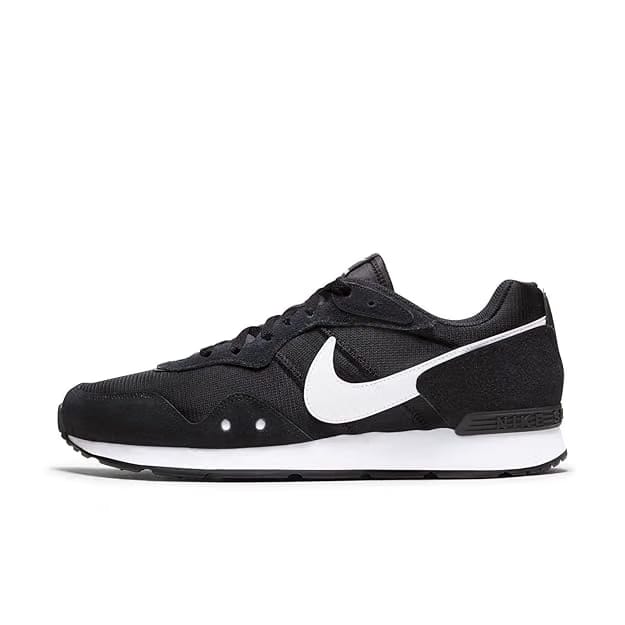Nike Mens Venture RunnerRunning Shoe